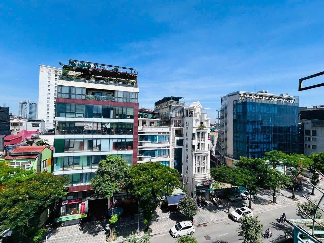 Nhà đất mặt phố, Tây Hồ, Hà Nội - 120m² giá 86 tỷ
