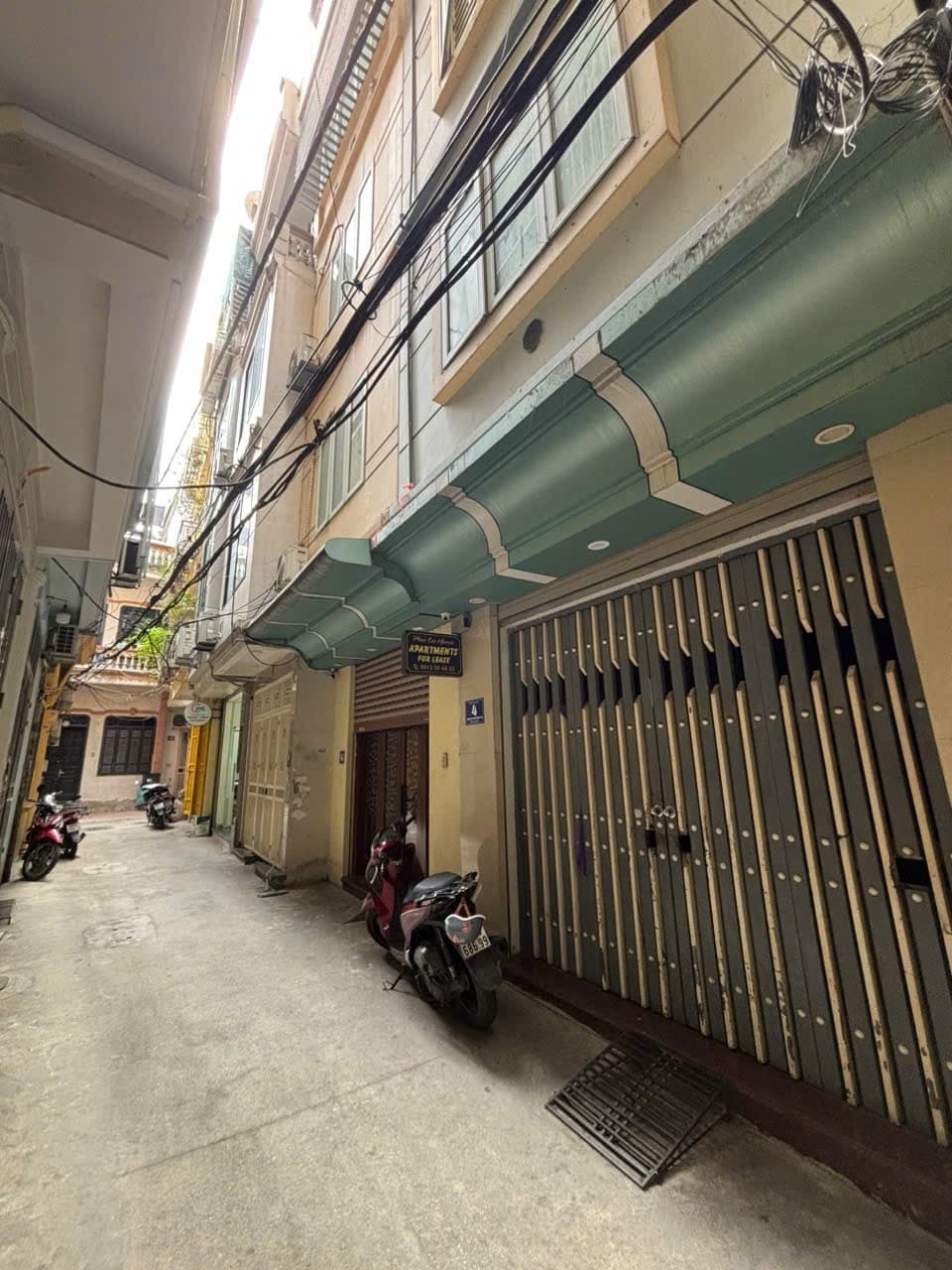 Nhà đất mặt phố, Cầu Giấy, Hà Nội - 66.1m² giá 22 tỷ