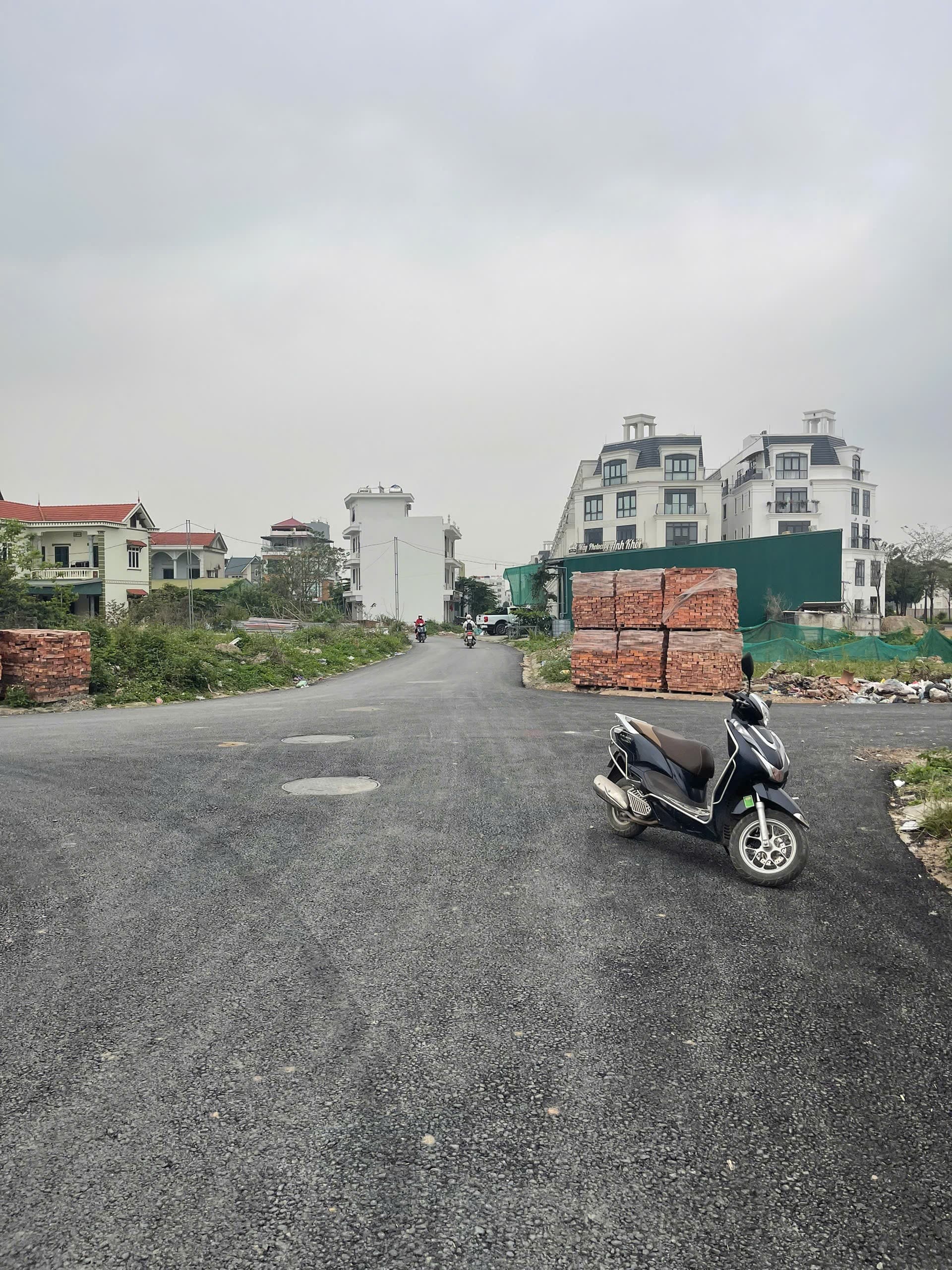 Nhà đất mặt phố, Hoài Đức, Hà Nội - 130m² giá 20.68 tỷ