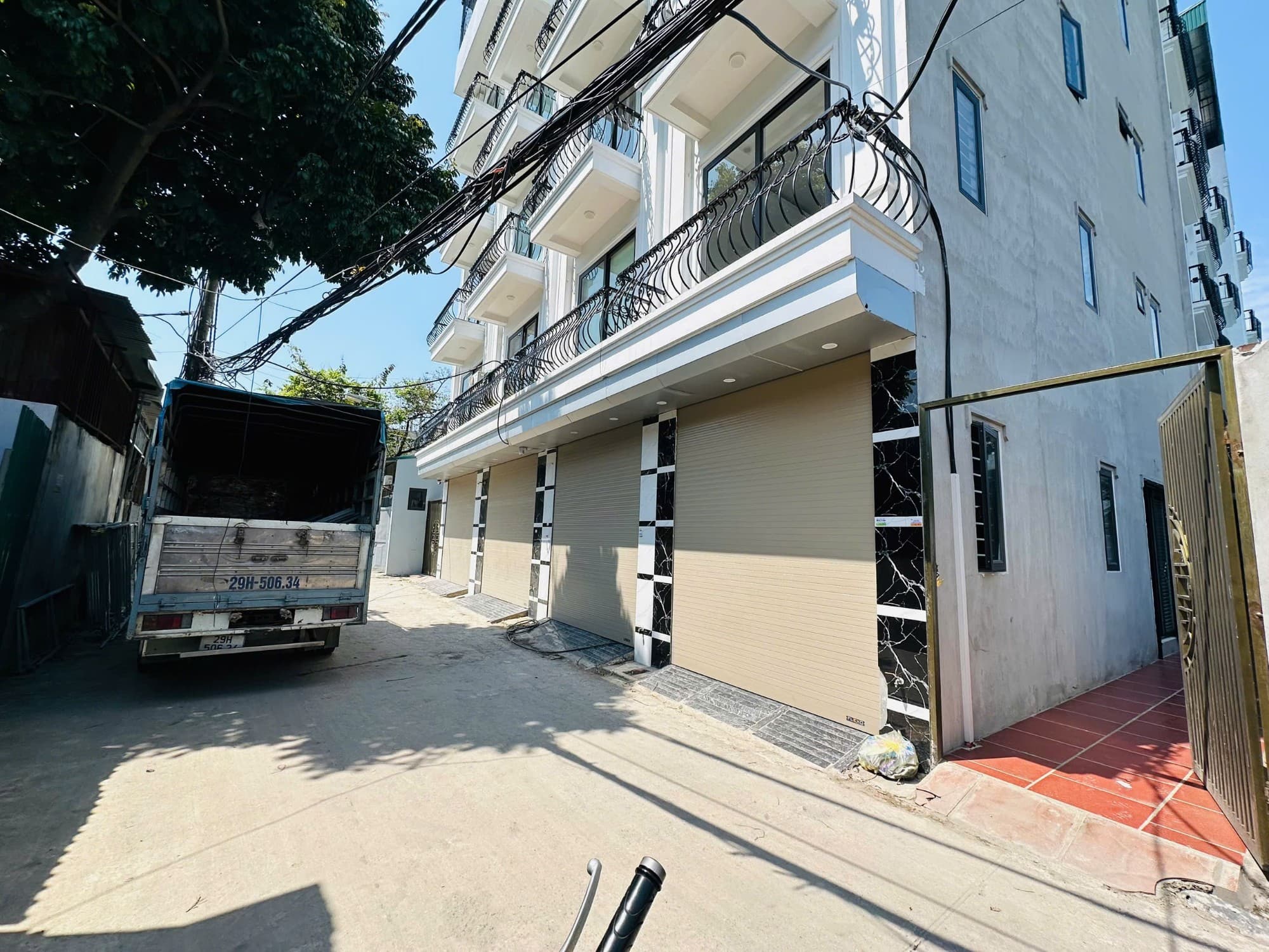 Nhà đất mặt phố, Hoàng Mai, Hà Nội - 30m² giá 7.4 tỷ