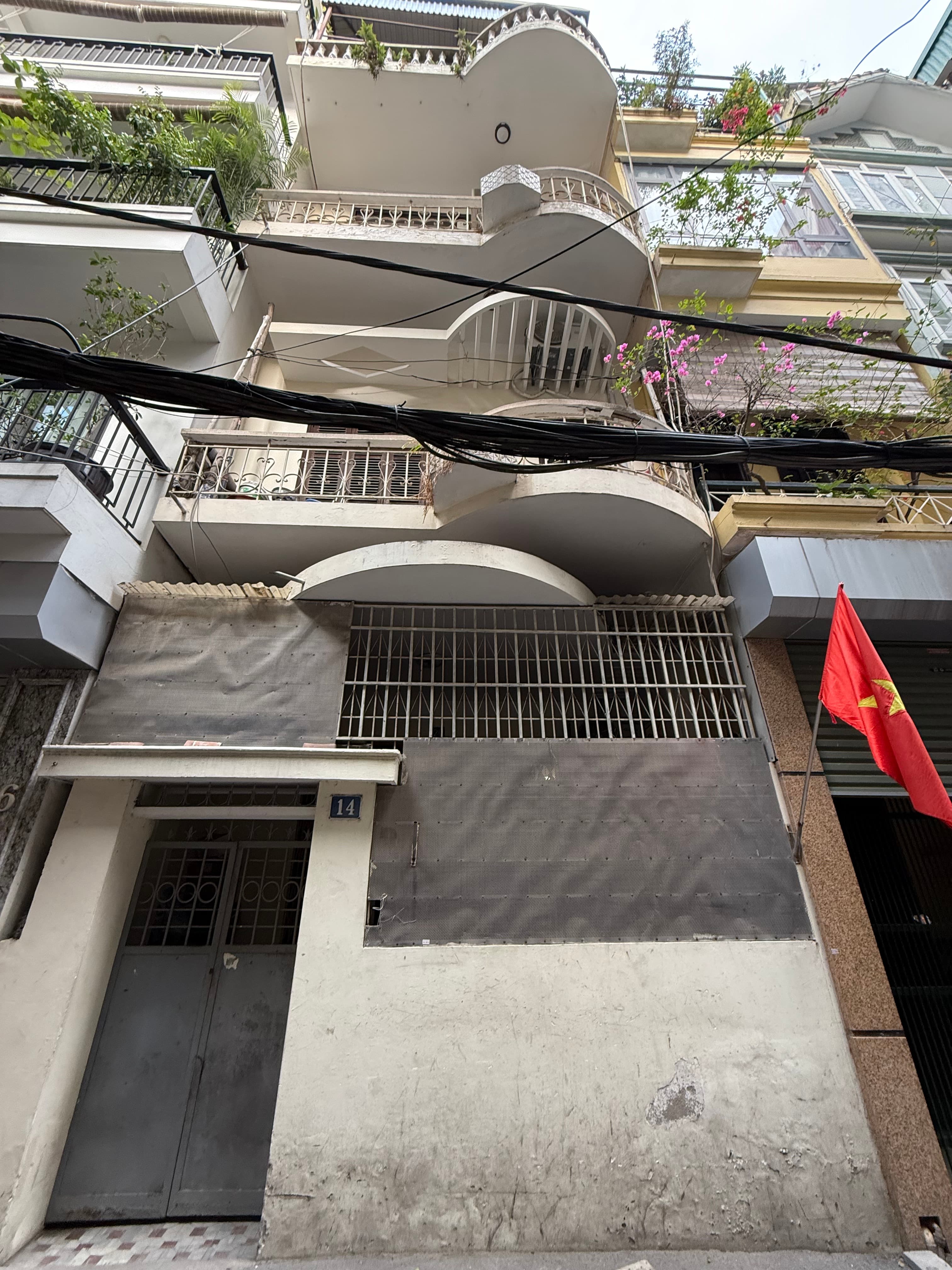 Nhà đất mặt phố, Thanh Xuân, Hà Nội - 61m² giá 19 tỷ
