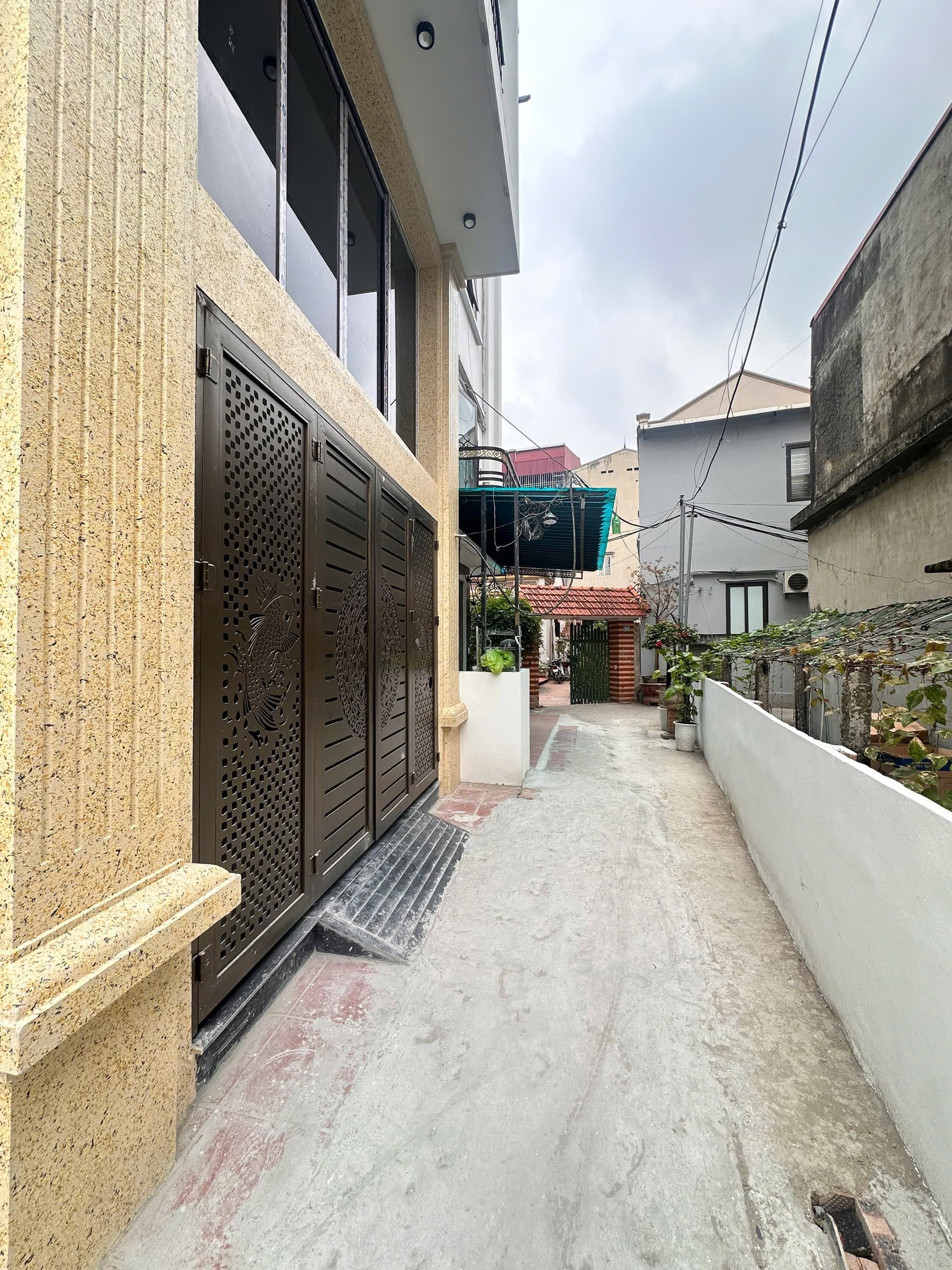 Nhà đất mặt phố, Nam Từ Liêm, Hà Nội - 83m² giá 18 tỷ