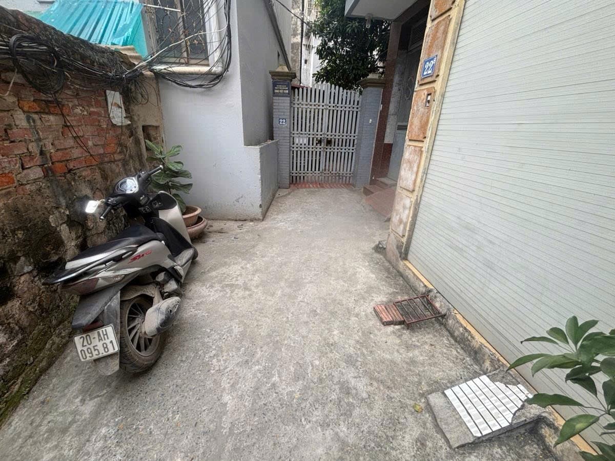 Nhà đất mặt phố, Cầu Giấy, Hà Nội - 46m² giá 11.5 tỷ