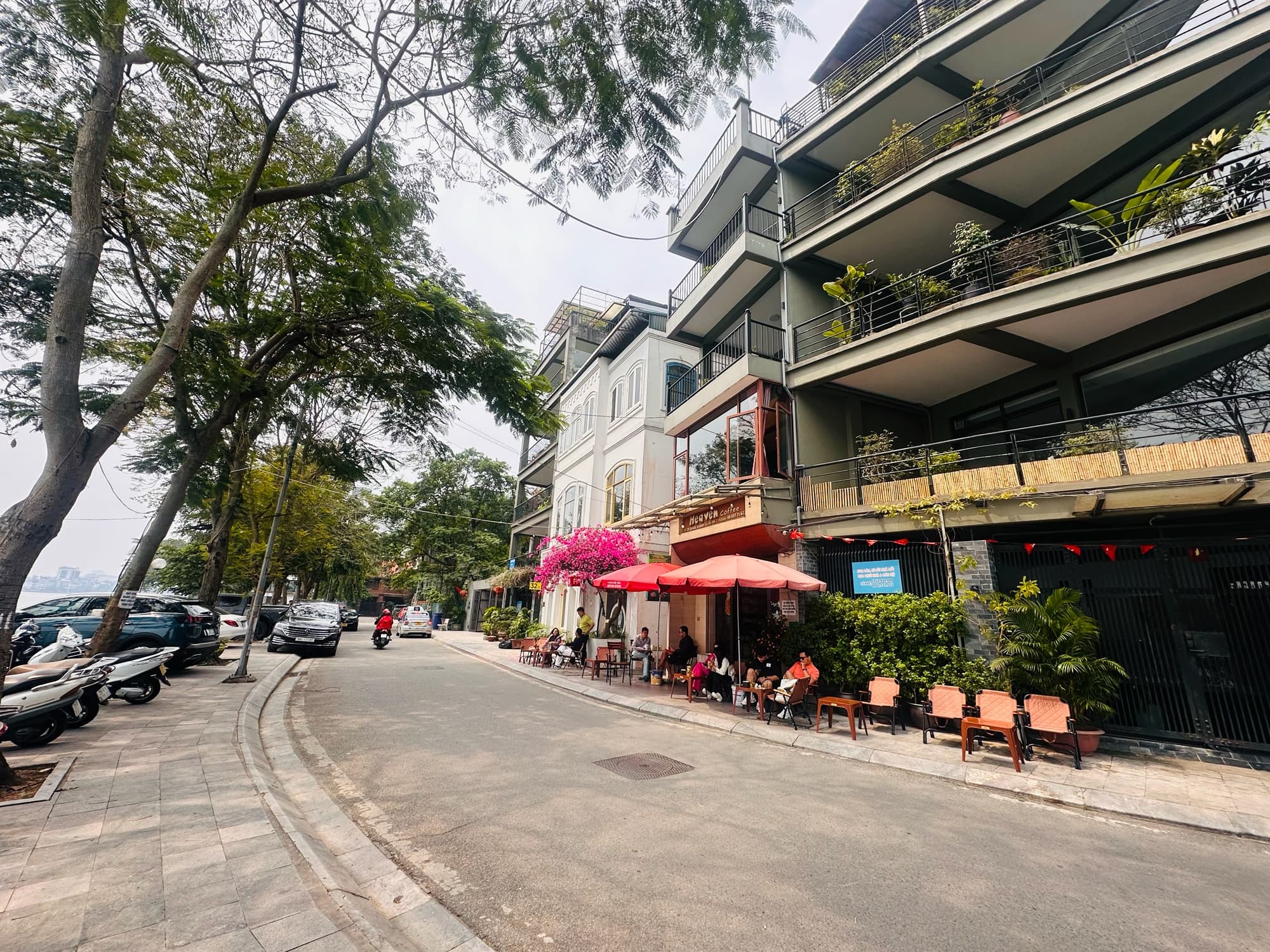 Nhà đất mặt phố, Tây Hồ, Hà Nội - 173m² giá 258 tỷ