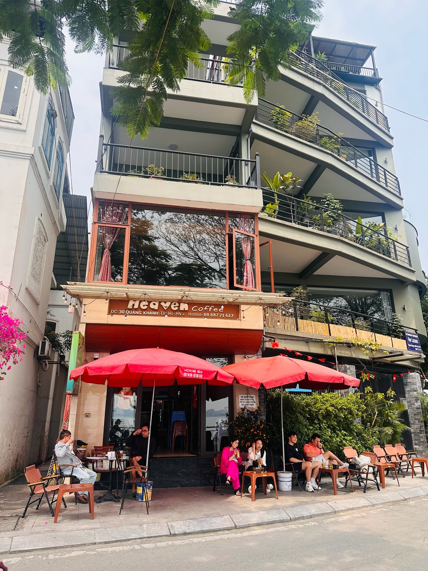 Nhà đất mặt phố, Tây Hồ, Hà Nội - 158m² giá 155 tỷ