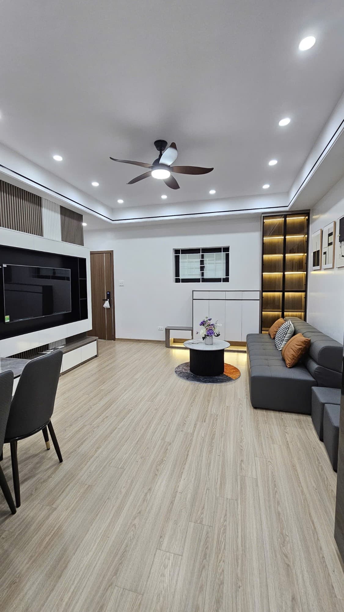 Căn hộ mặt phố, Hoàng Mai, Hà Nội - 77m² giá 6.1 tỷ