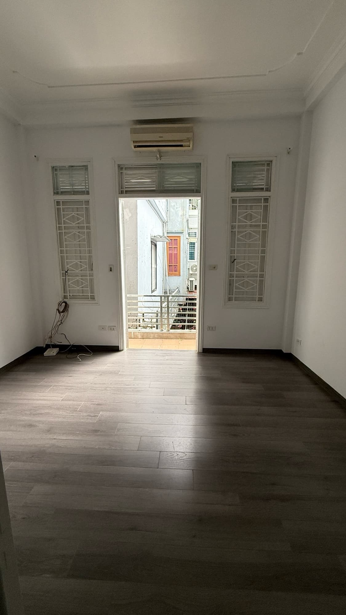 Nhà đất mặt phố, Hoàng Mai, Hà Nội - 24m² giá 4.65 tỷ