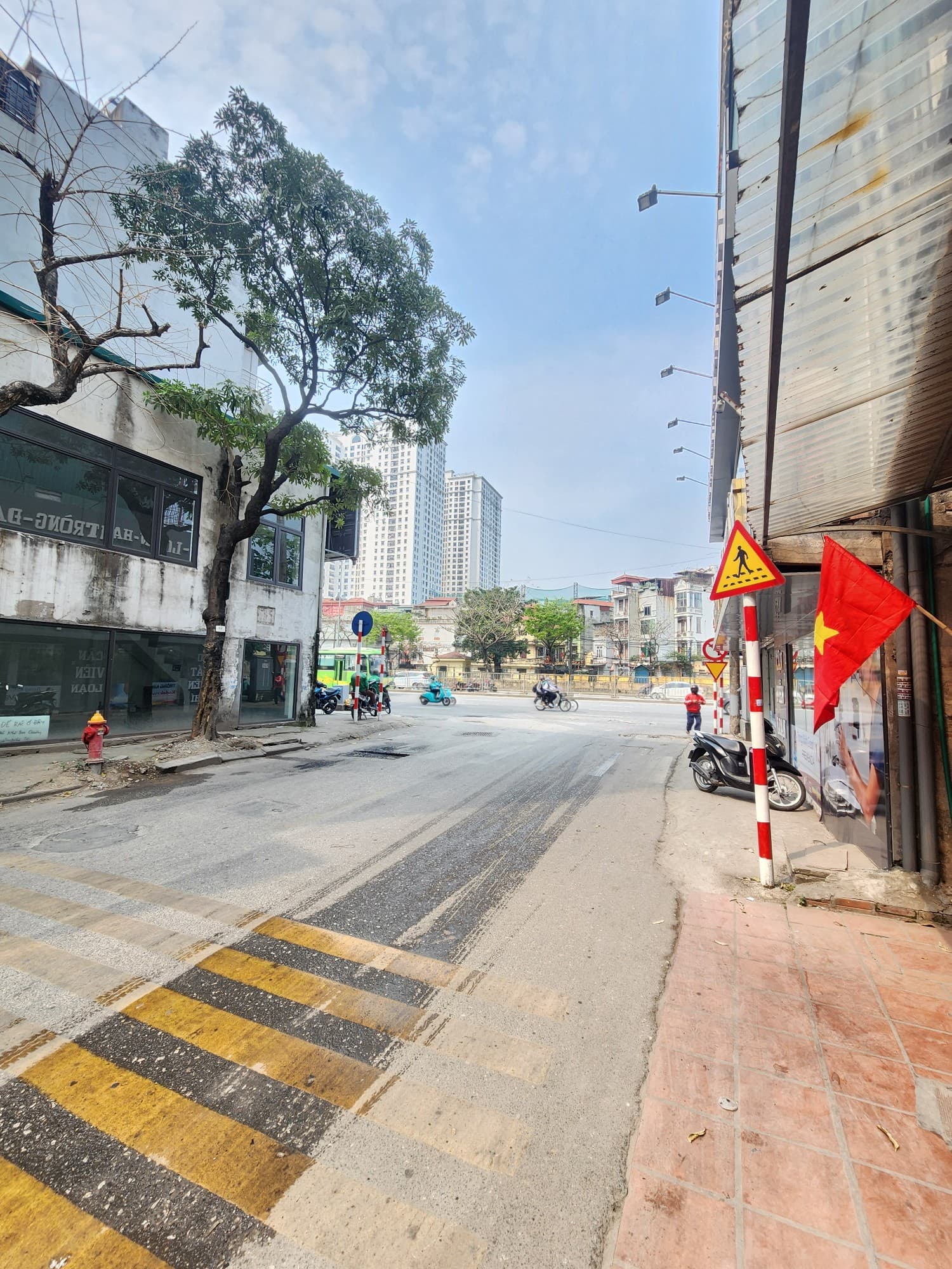 Nhà đất mặt phố, Hoàng Mai, Hà Nội - 39m² giá 8.2 tỷ
