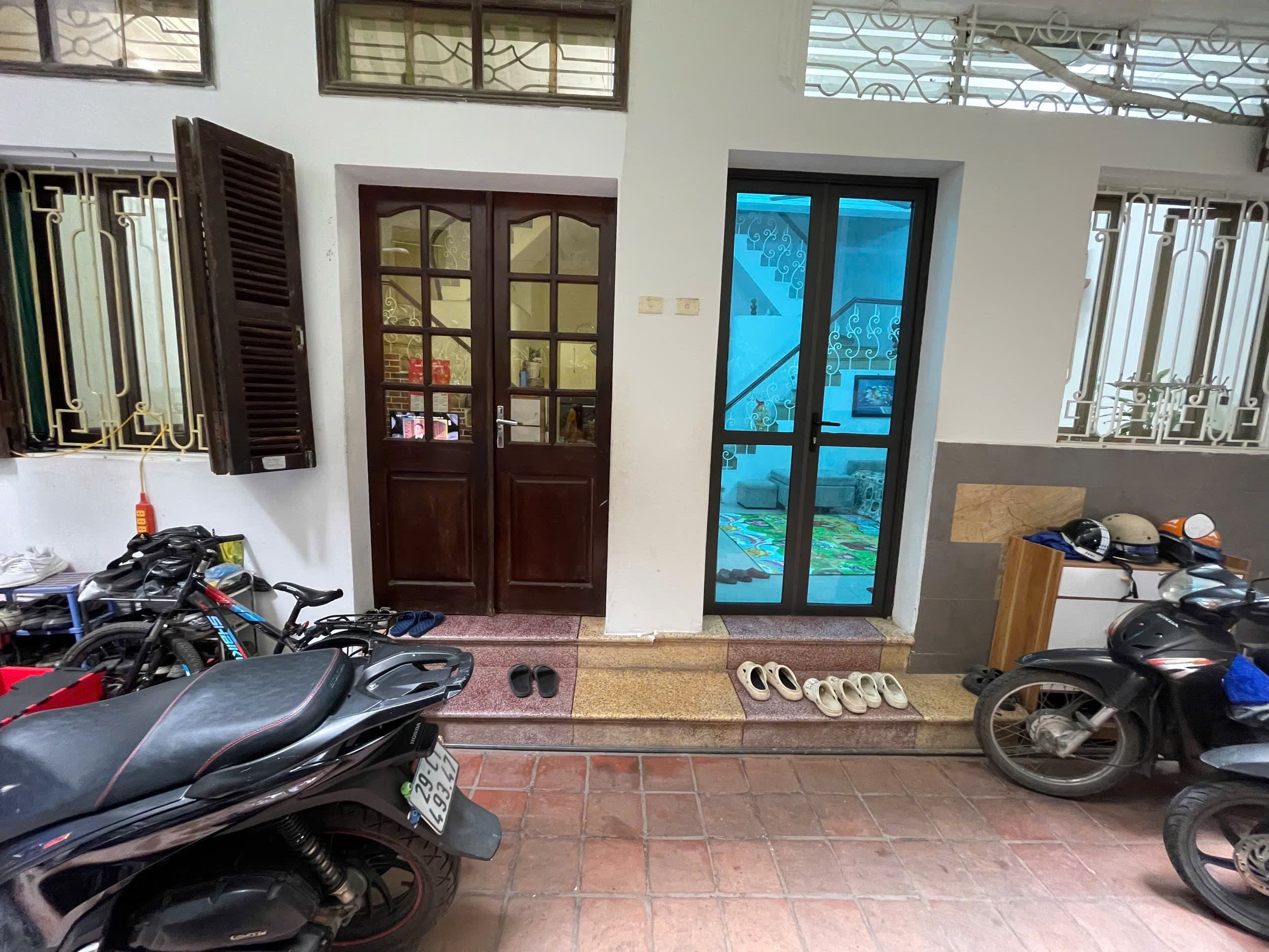 Nhà đất mặt phố, Đống Đa, Hà Nội - 105m² giá 24.95 tỷ