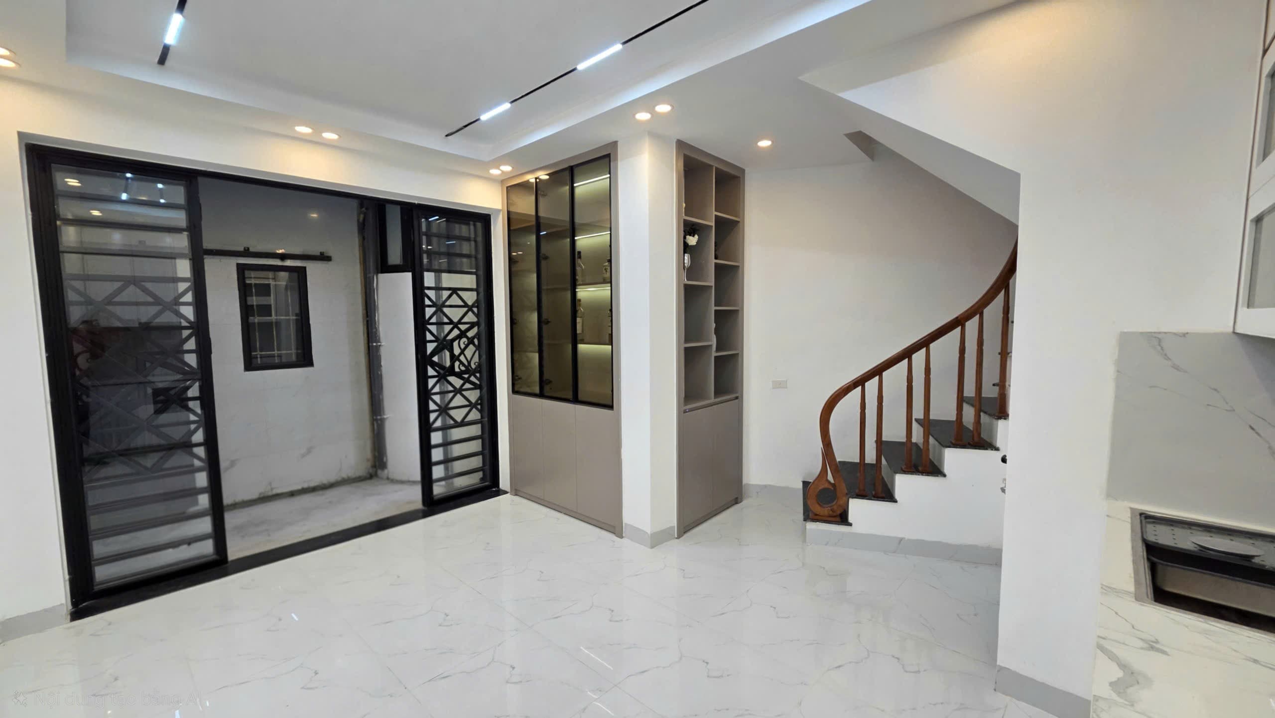 Nhà đất mặt phố, Thanh Trì, Hà Nội - 25m² giá 6.3 tỷ
