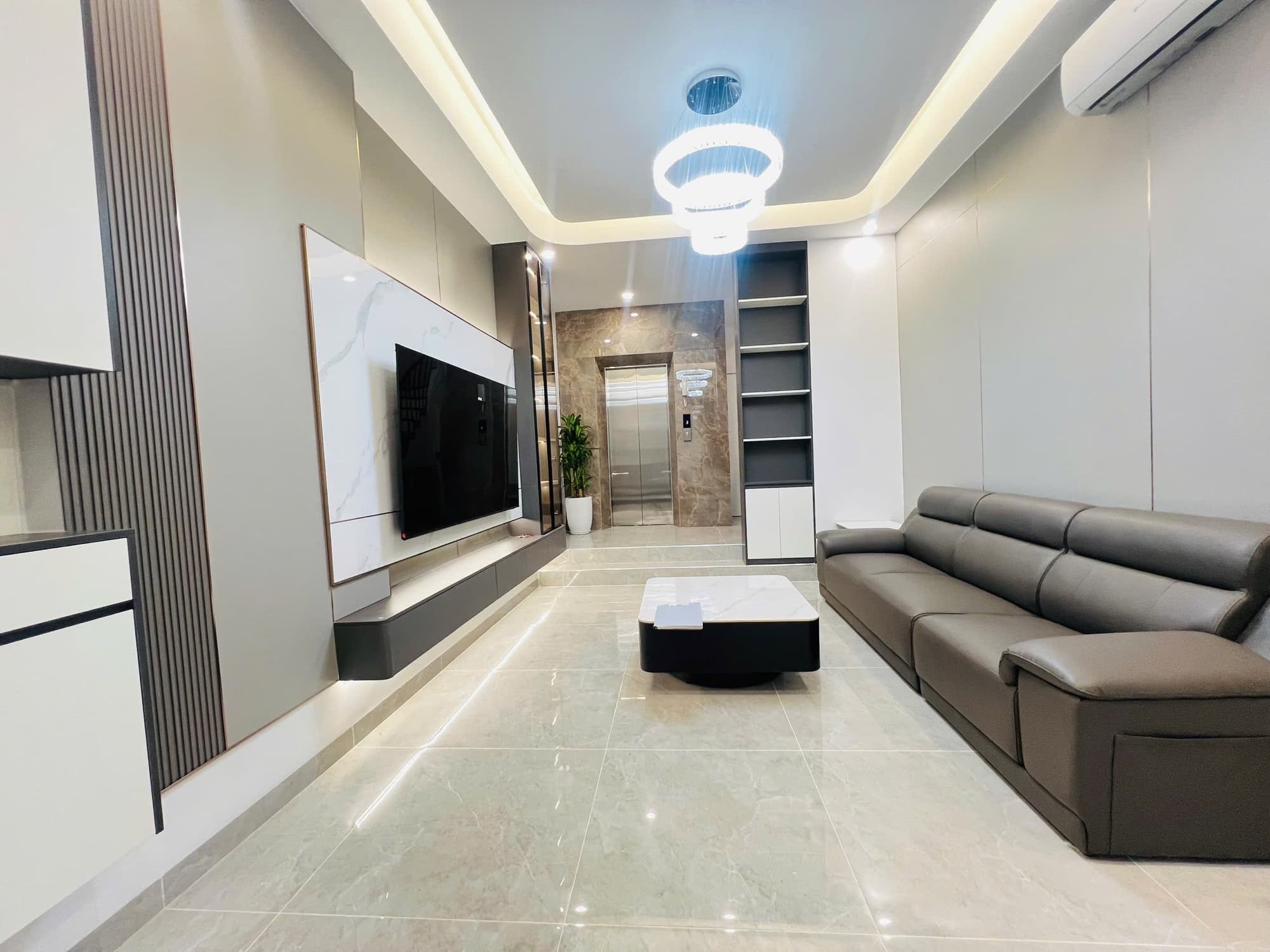 Nhà đất mặt phố, Ba Đình, Hà Nội - 38m² giá 16.5 tỷ