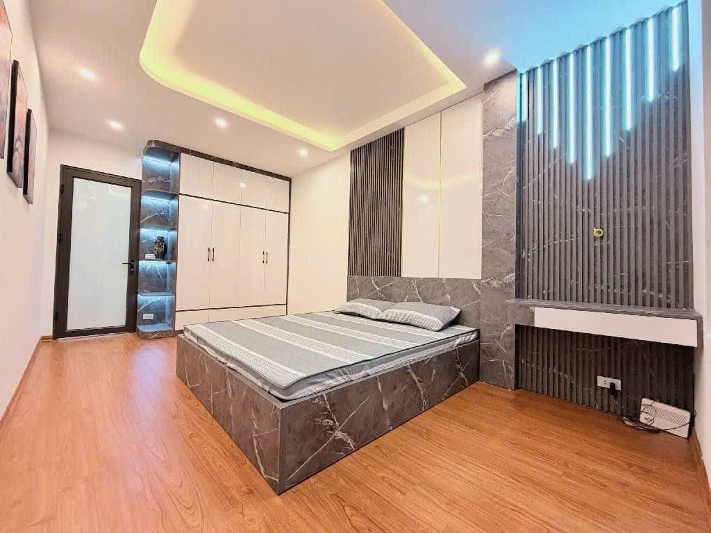 Nhà đất mặt phố, Hoàng Mai, Hà Nội - 30m² giá 7.95 tỷ