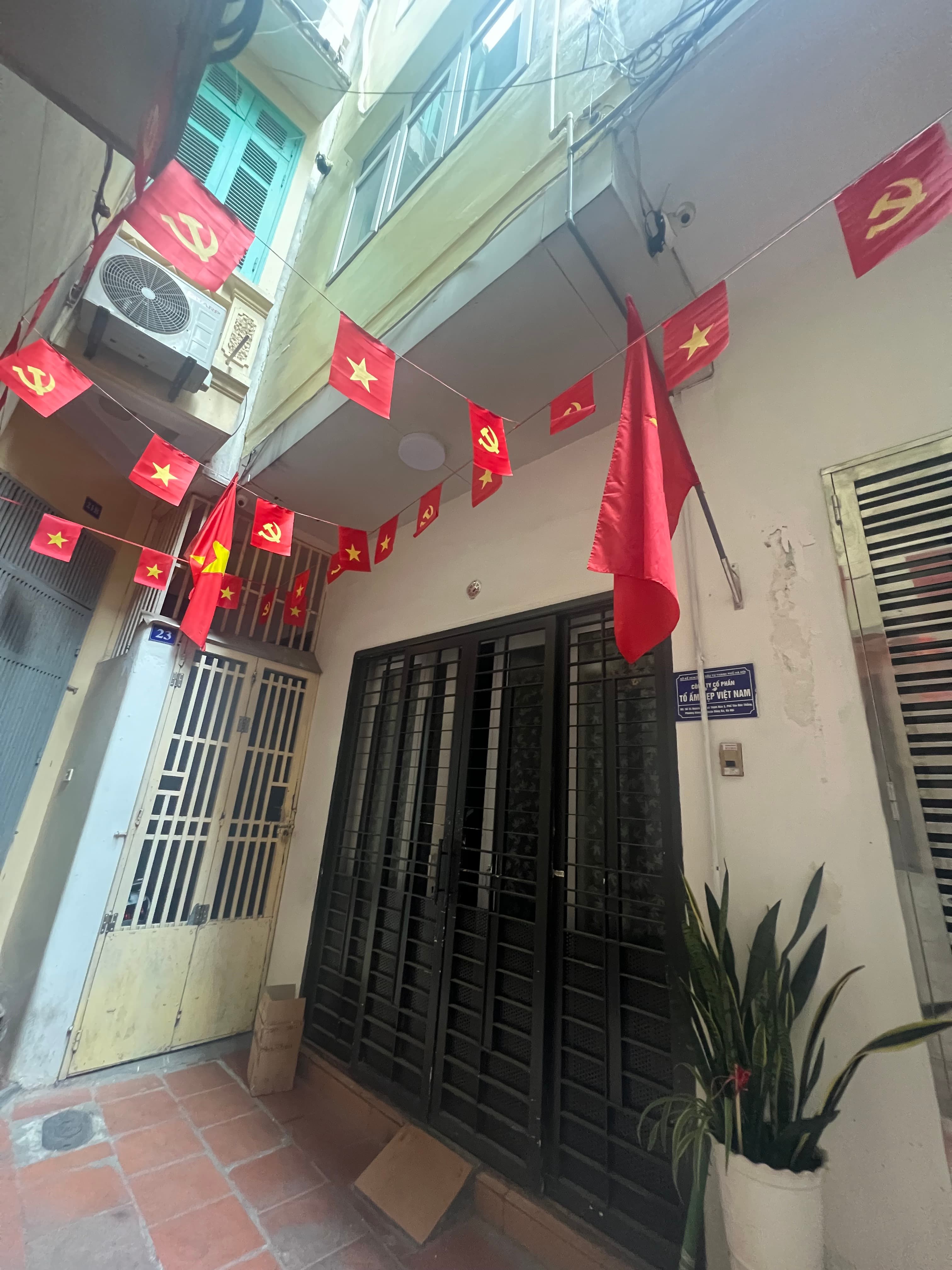 Nhà đất mặt phố, Đống Đa, Hà Nội - 21m² giá 6.8 tỷ