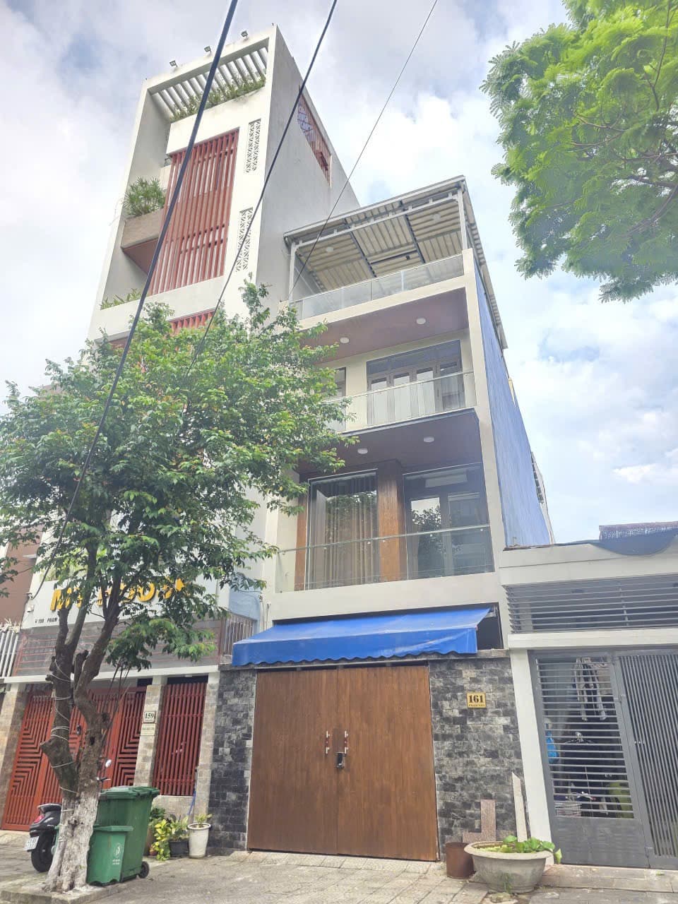 Nhà đất mặt phố, Sơn Trà, Đà Nẵng - 98m² giá 19 tỷ