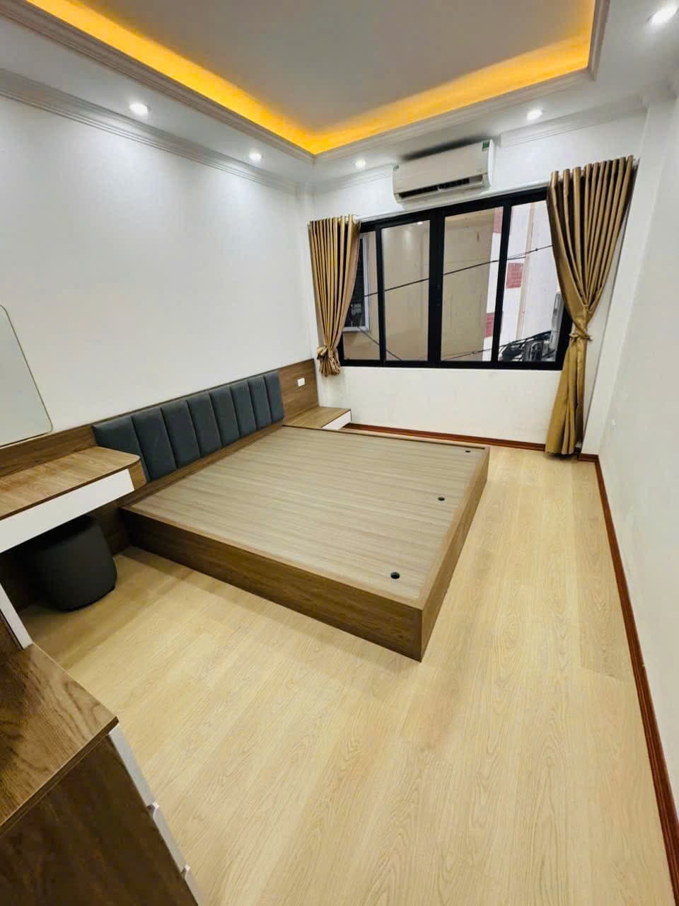 Nhà đất mặt phố, Hà Đông, Hà Nội - 29m² giá 7.99 tỷ