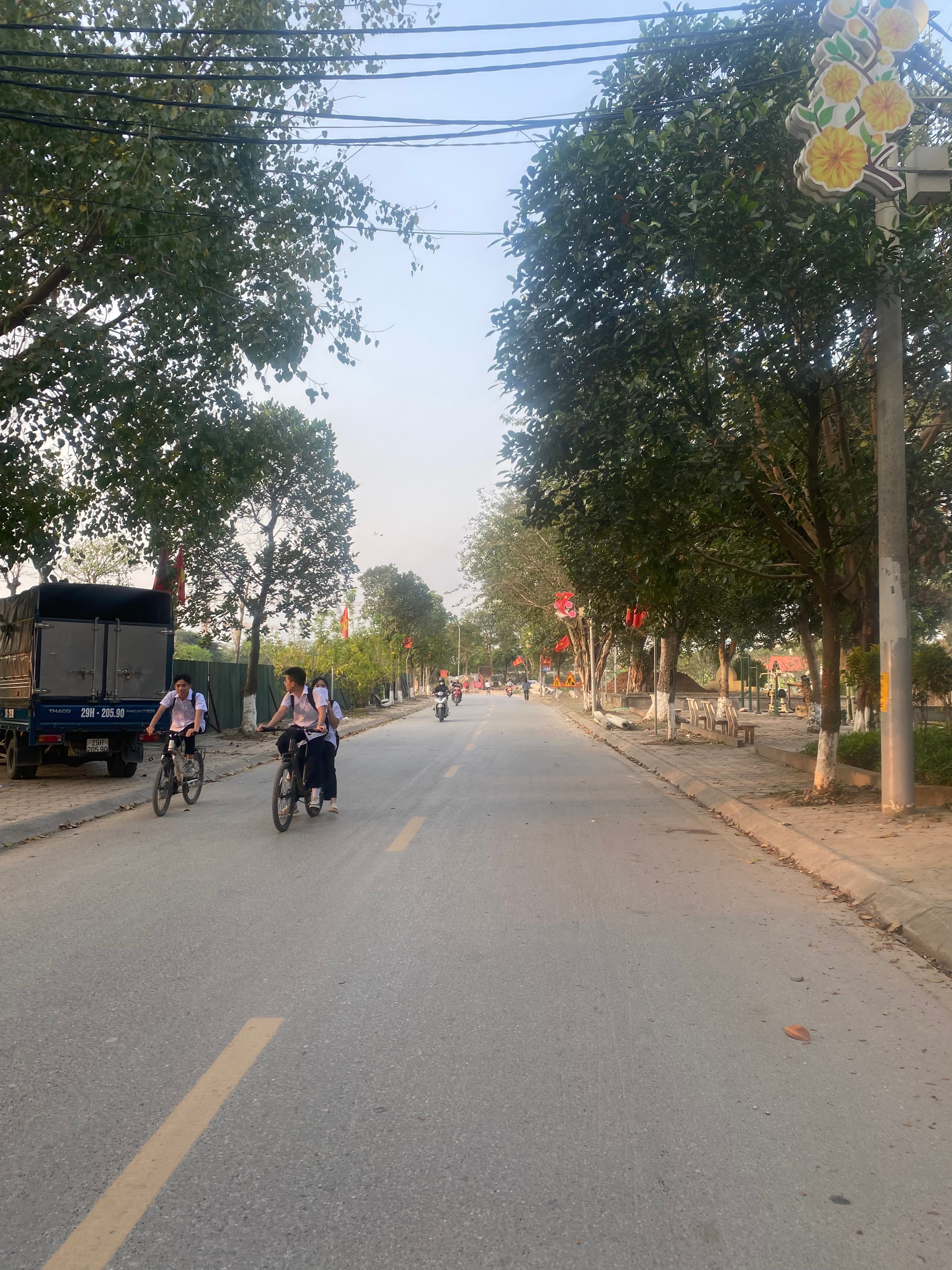 Nhà đất mặt phố, Đông Anh, Hà Nội - 210m² giá 20.7 tỷ