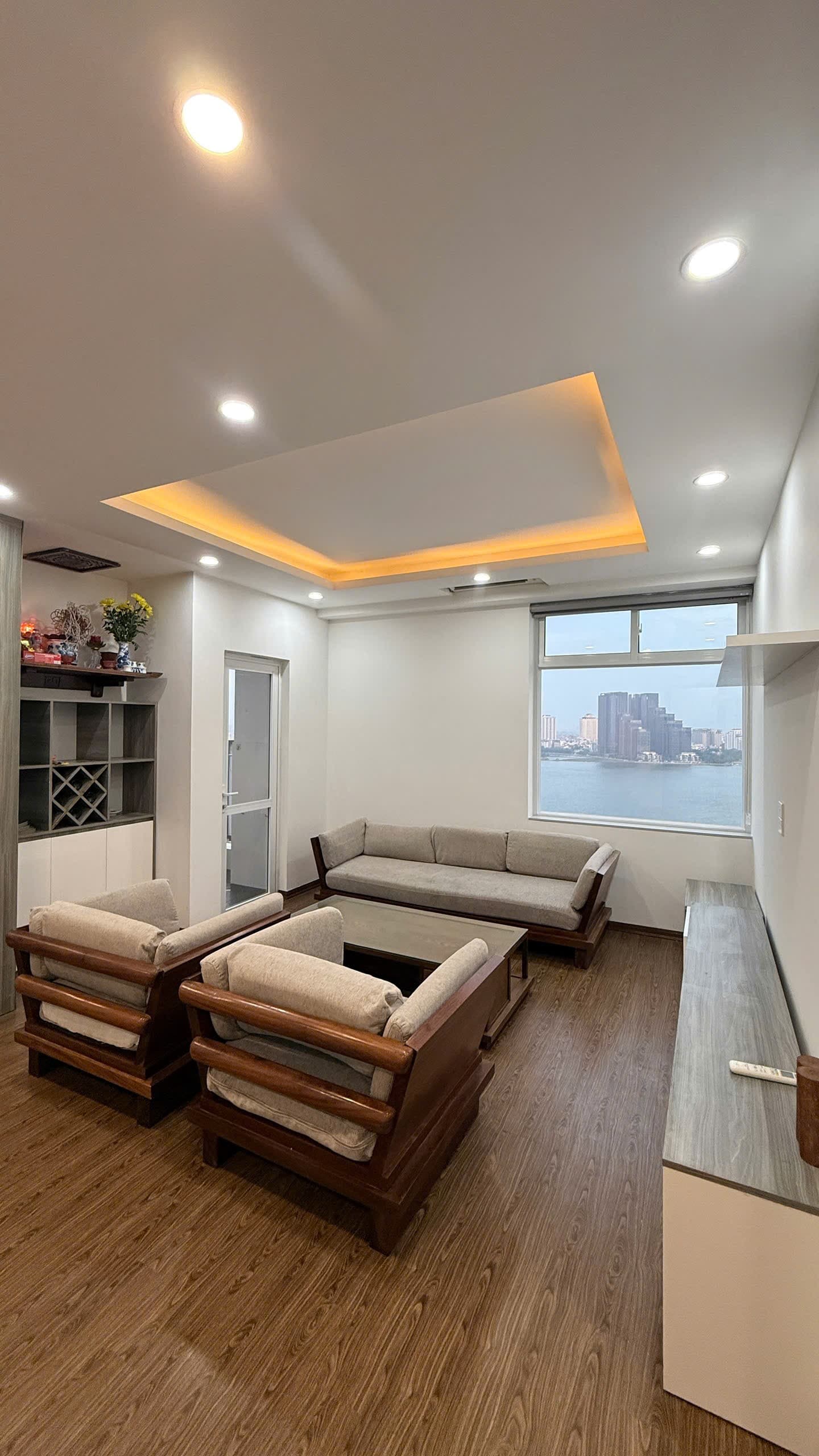 Căn hộ mặt phố, Tây Hồ, Hà Nội - 100m² giá 10.8 tỷ