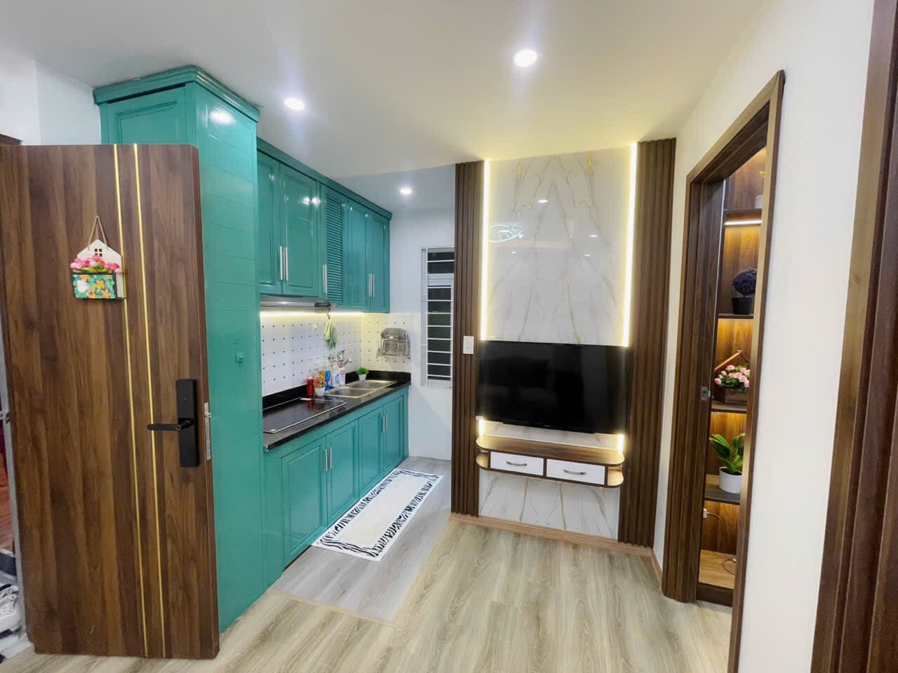 Căn hộ mặt phố, Đống Đa, Hà Nội - 45m² giá 2.42 tỷ