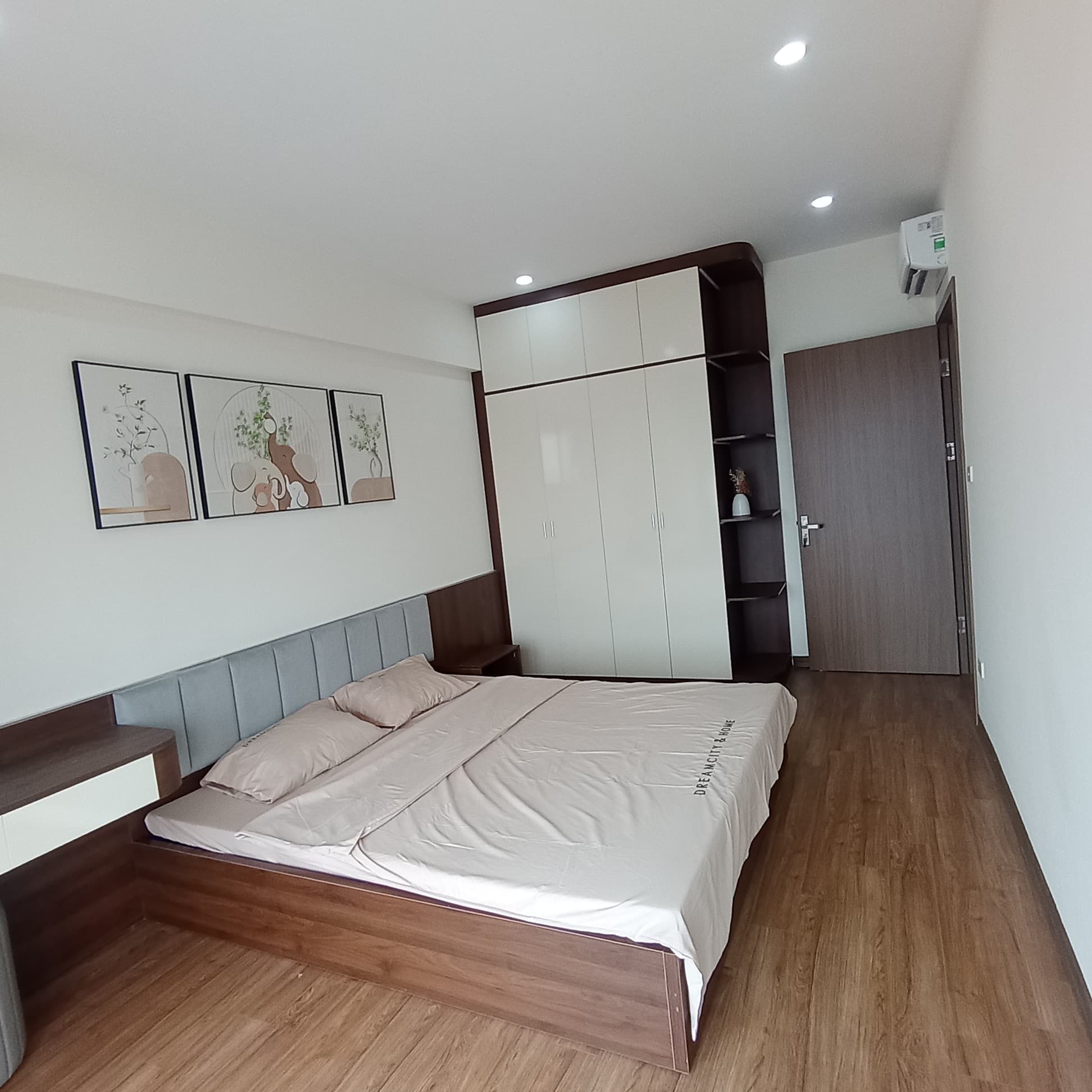 Căn hộ mặt phố Hoàng Mai, Hà Nội - 64m² giá 5.6 tỷ