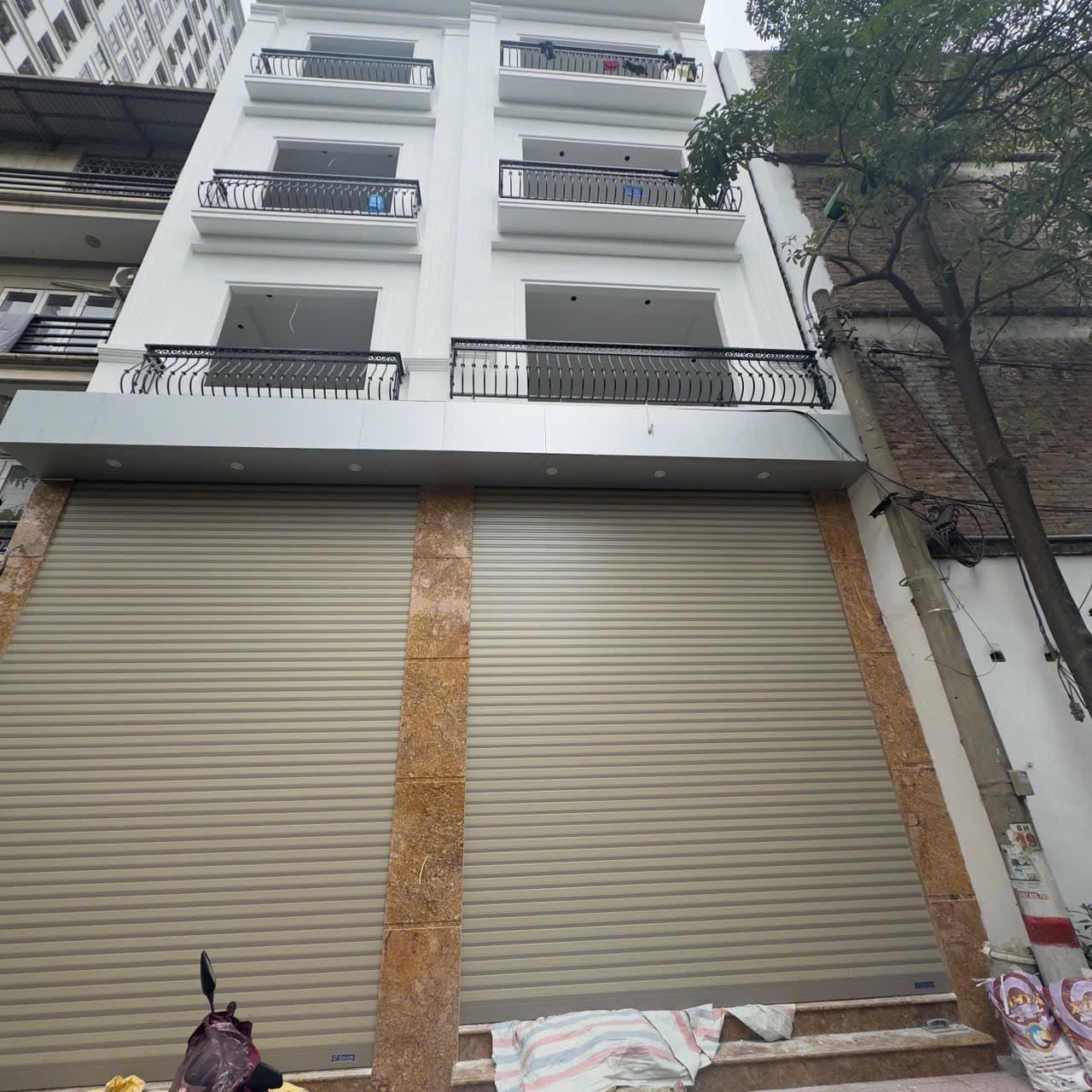 Nhà đất mặt phố, Hoàng Mai, Hà Nội - 74m² giá 24.5 tỷ