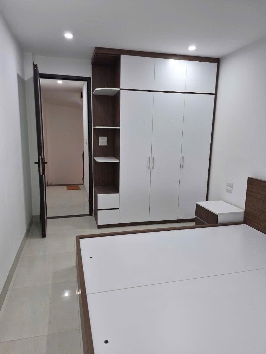 Nhà đất mặt phố, Hoàng Mai, Hà Nội - 30m² giá 3.98 tỷ