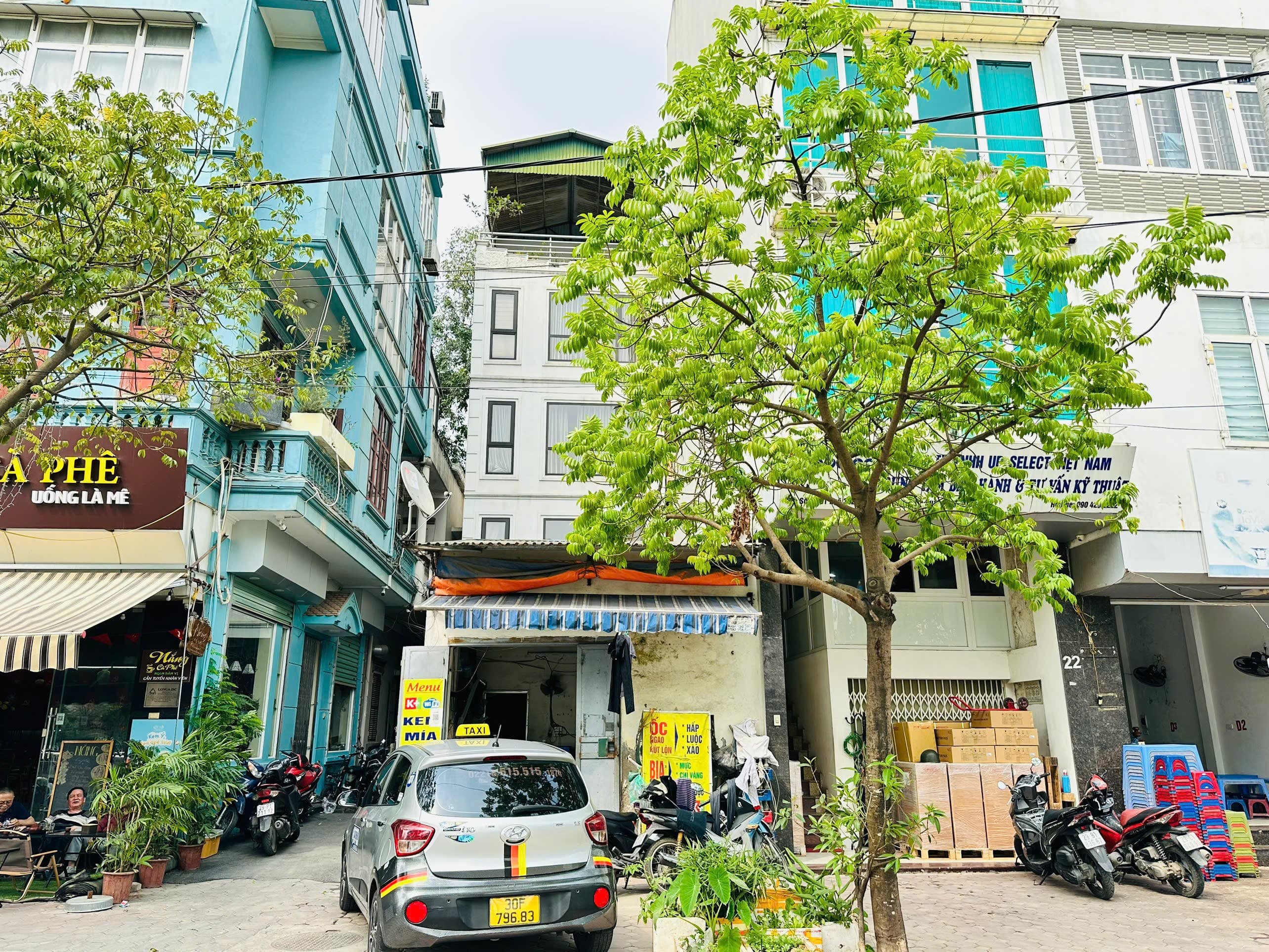 Nhà đất mặt phố Thanh Xuân, Hà Nội - 33m² giá 21.5 tỷ