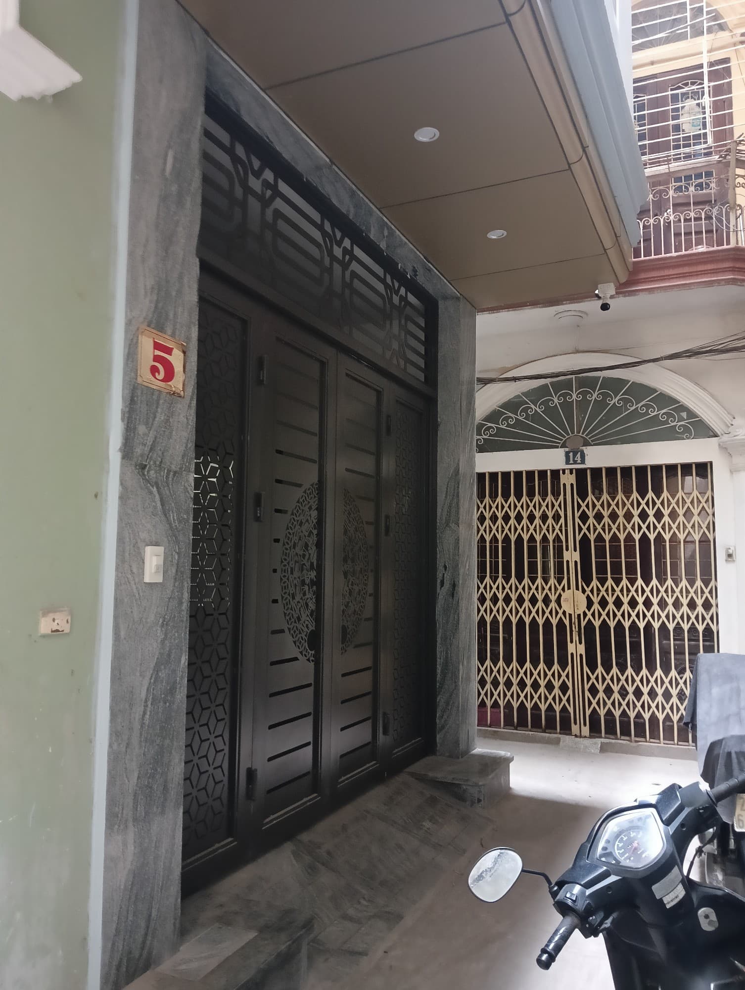 Nhà đất mặt phố, Đống Đa, Hà Nội - 39m² giá 11.79 tỷ
