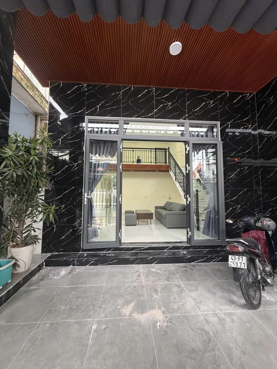 Nhà đất mặt phố, Liên Chiểu, Đà Nẵng - 100m² giá 4.9 tỷ