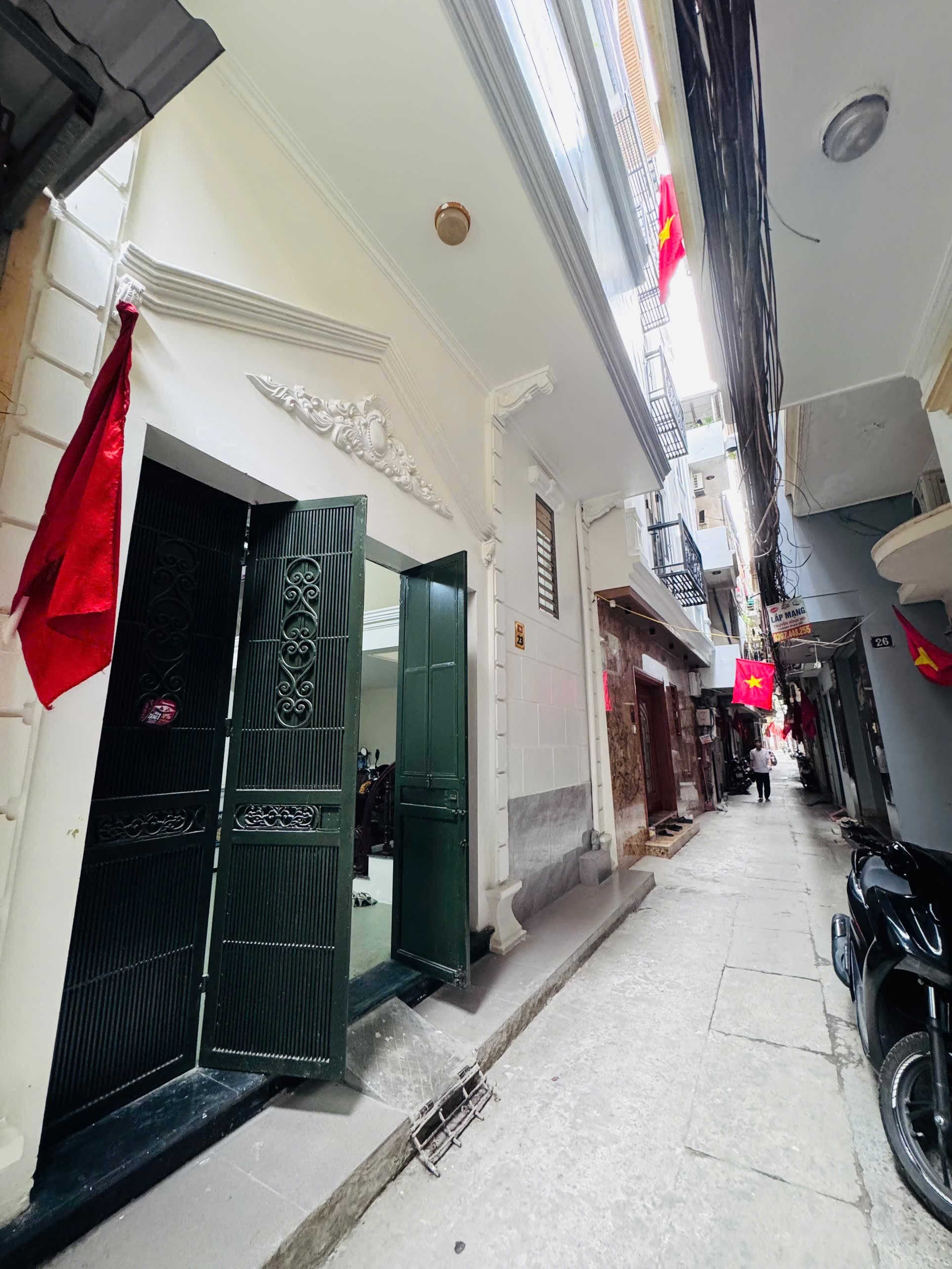 Nhà đất mặt phố, Hai Bà Trưng, Hà Nội - 25m² giá 8.75 tỷ