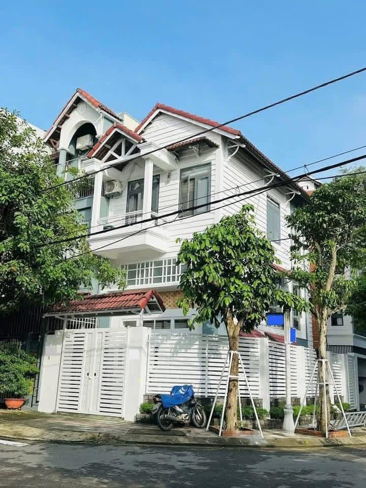 Nhà đất mặt phố, Hải Châu, Đà Nẵng - 98.6m² giá 13.3 tỷ