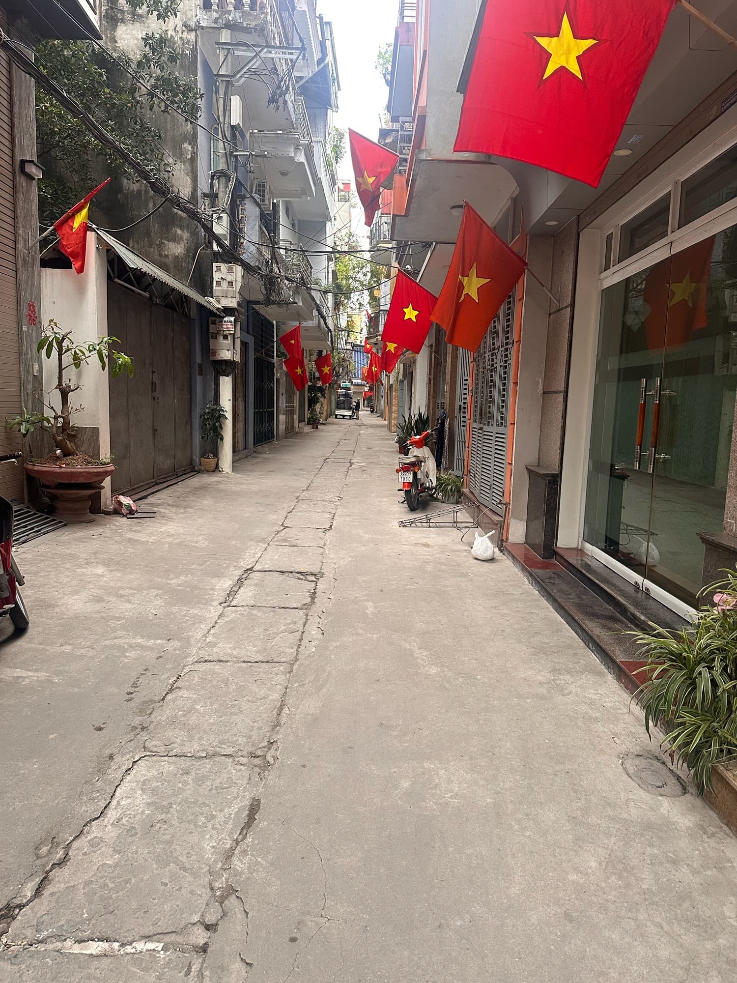 Nhà đất mặt phố, Hoàng Mai, Hà Nội - 36m² giá 11.6 tỷ