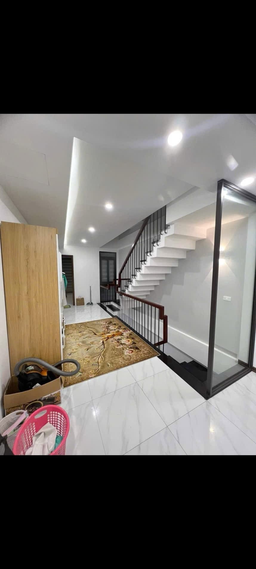 Nhà đất mặt phố, Long Biên, Hà Nội - 57m² giá 14.5 tỷ