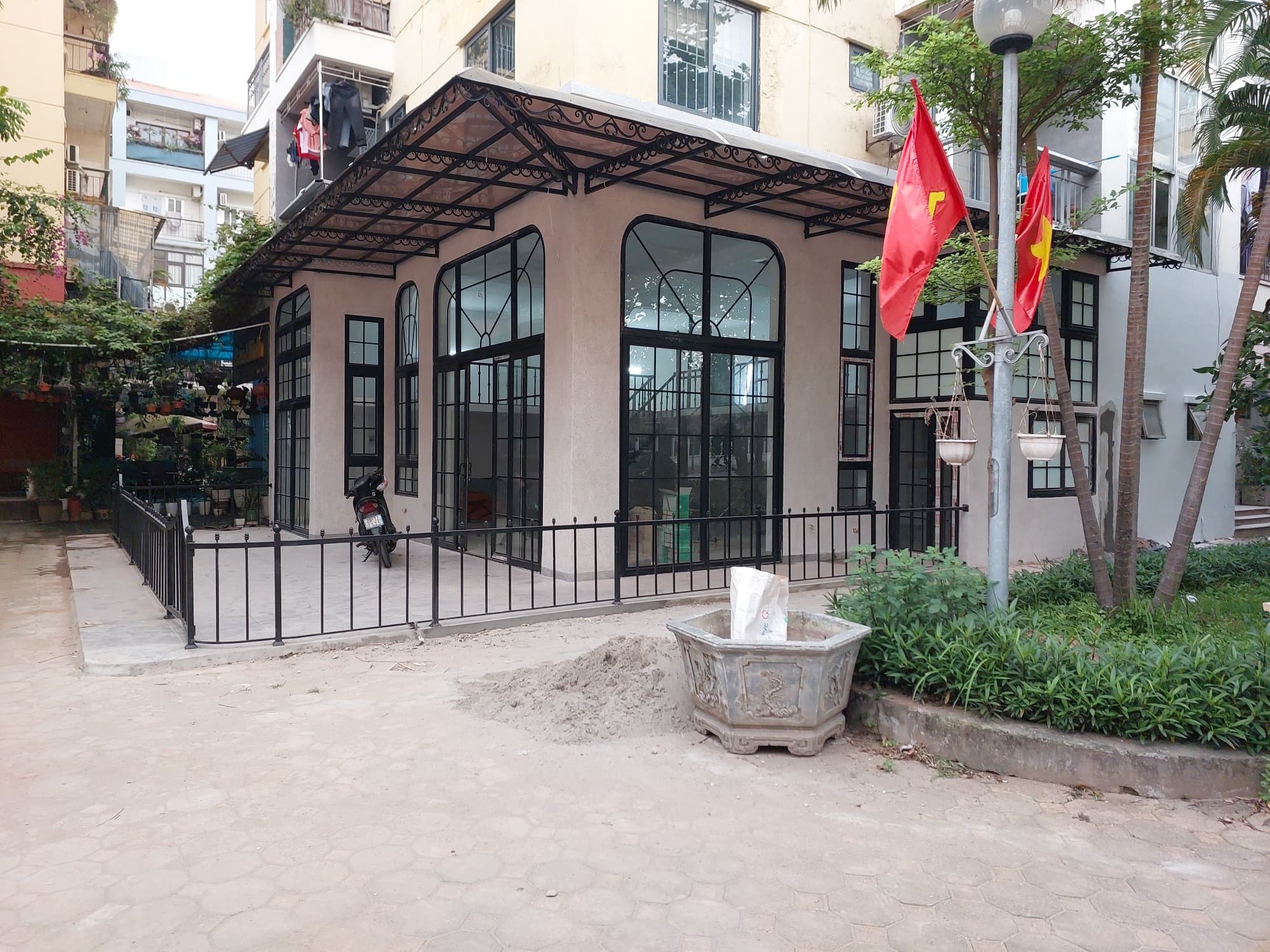 Nhà đất mặt phố, Long Biên, Hà Nội - 75.8m² giá 11.5 tỷ