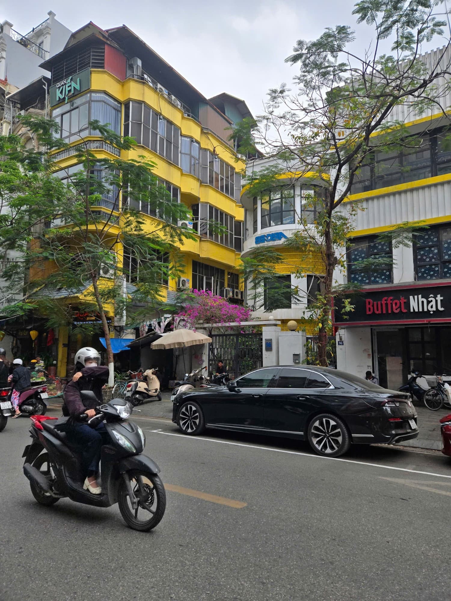 Nhà đất mặt phố, Hai Bà Trưng, Hà Nội - 320m² giá 370 tỷ