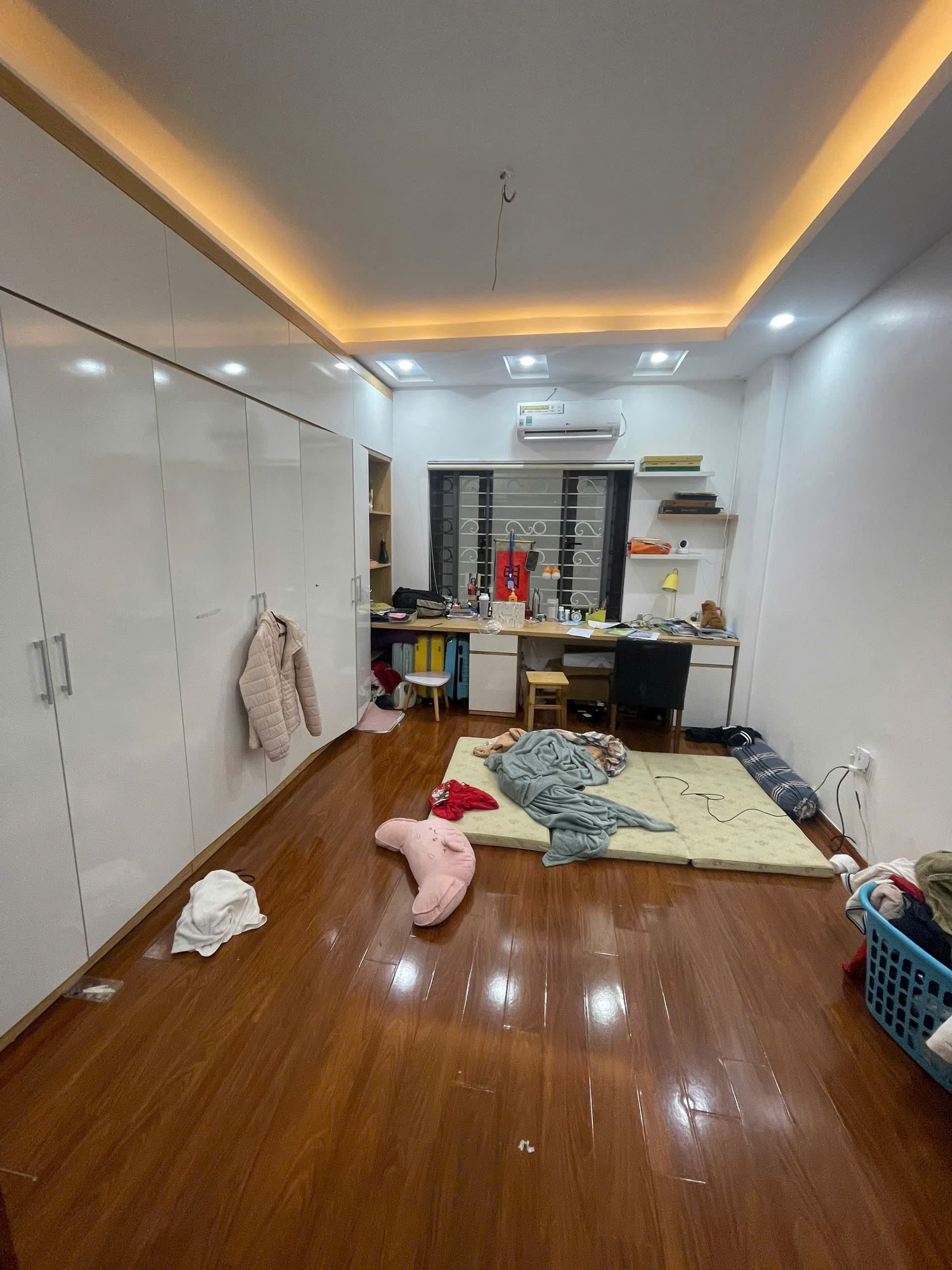Nhà đất mặt phố, Đống Đa, Hà Nội - 34m² giá 10.9 tỷ