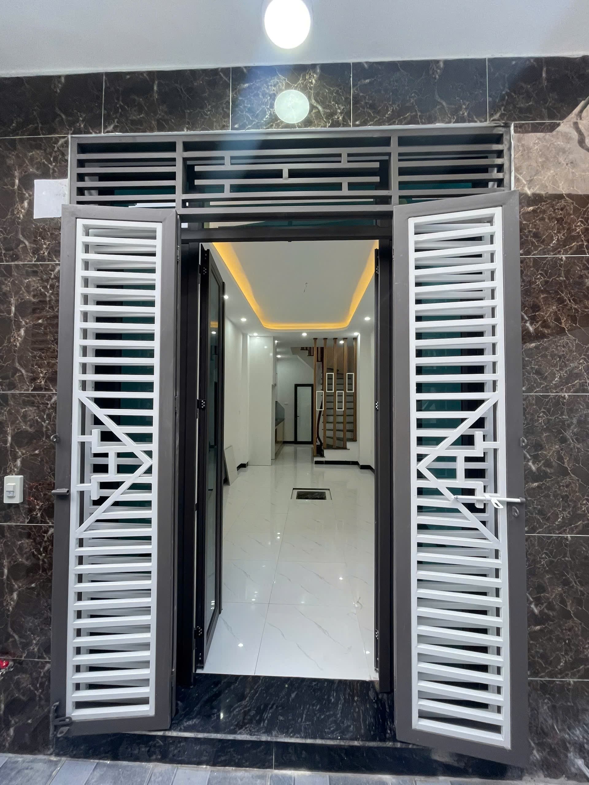Nhà đất mặt phố, Hà Đông, Hà Nội - 30m² giá 4.6 tỷ