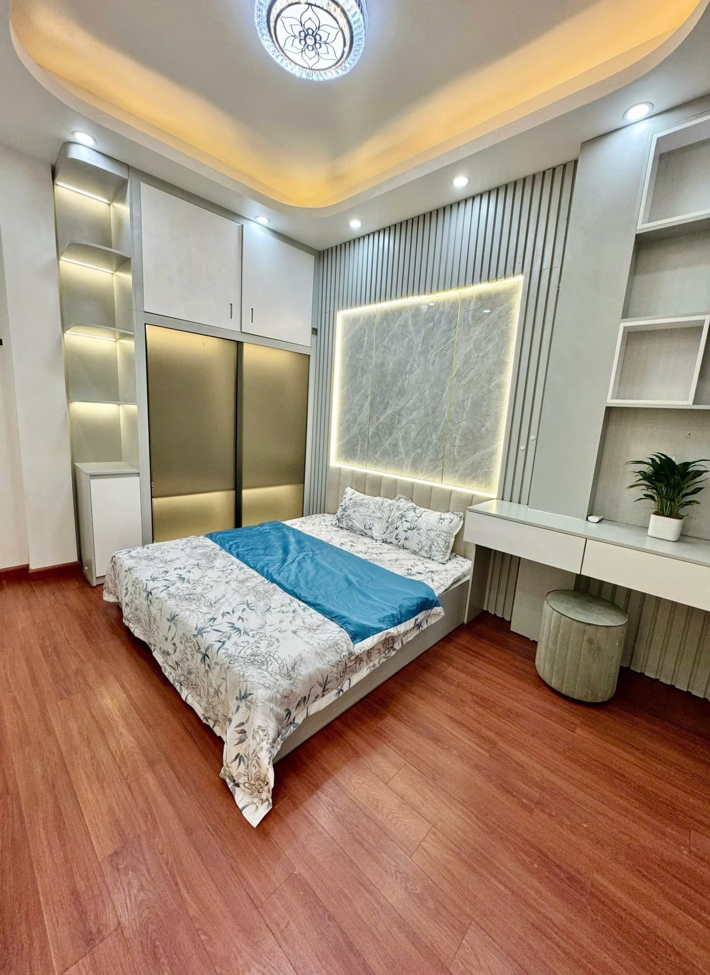 Nhà đất mặt phố, Đống Đa, Hà Nội - 16m² giá 4.75 tỷ