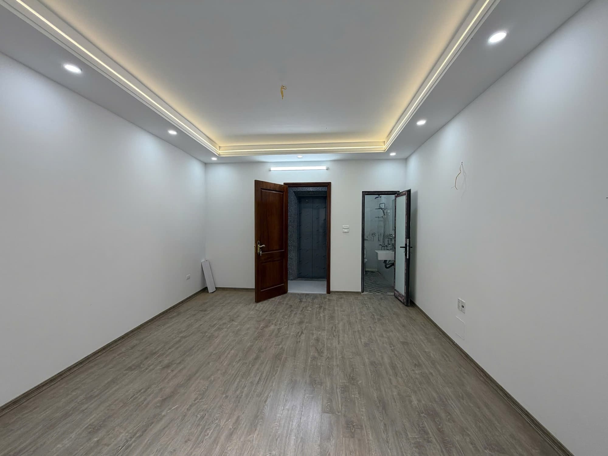 Nhà đất mặt phố, Hai Bà Trưng, Hà Nội - 42m² giá 10.8 tỷ