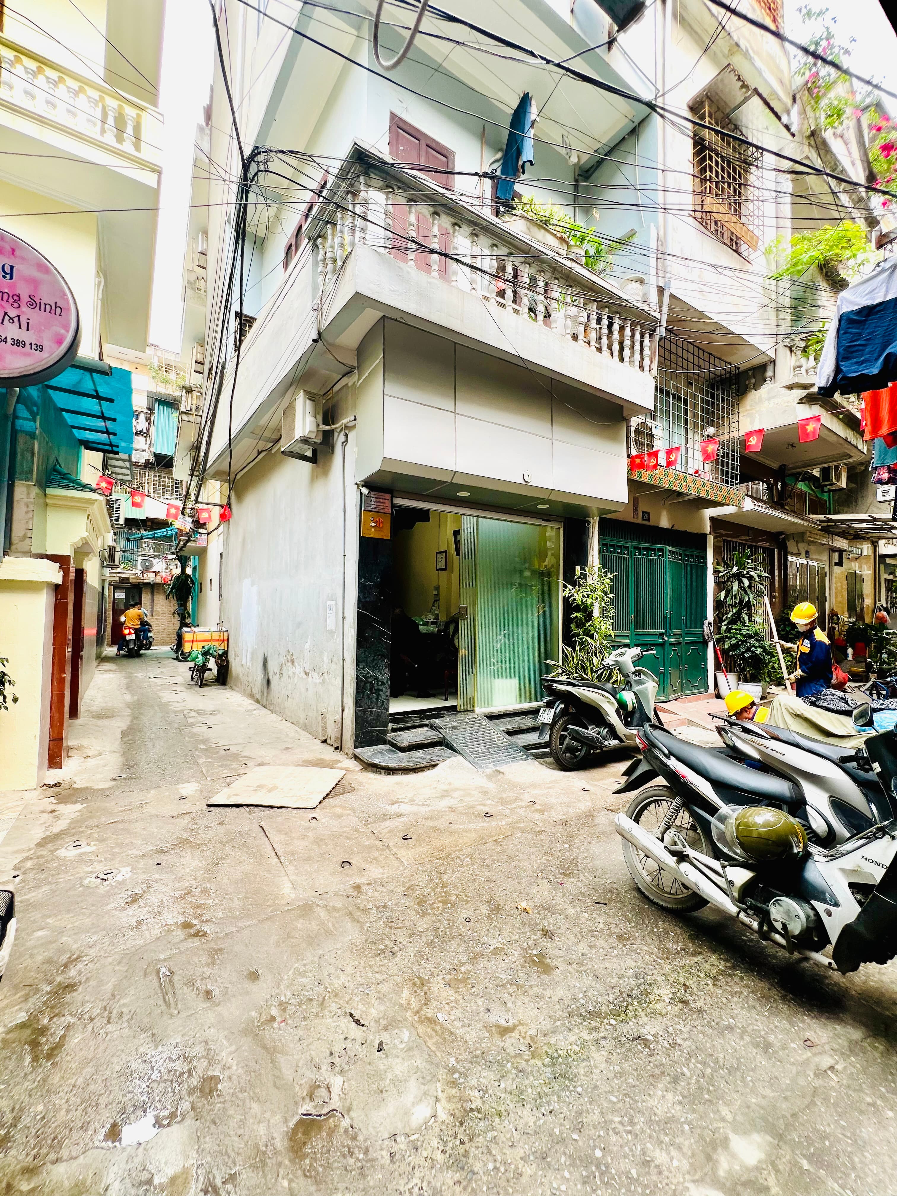 Nhà đất mặt phố, Hai Bà Trưng, Hà Nội - 23m² giá 7.2 tỷ