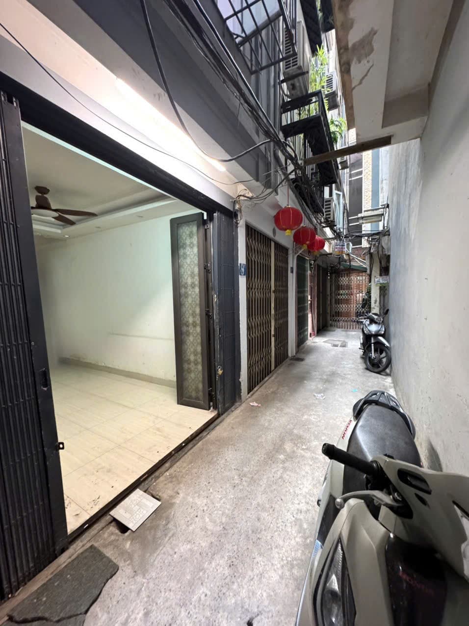 Nhà đất mặt phố, Hoàng Mai, Hà Nội - 20m² giá 3.6 tỷ