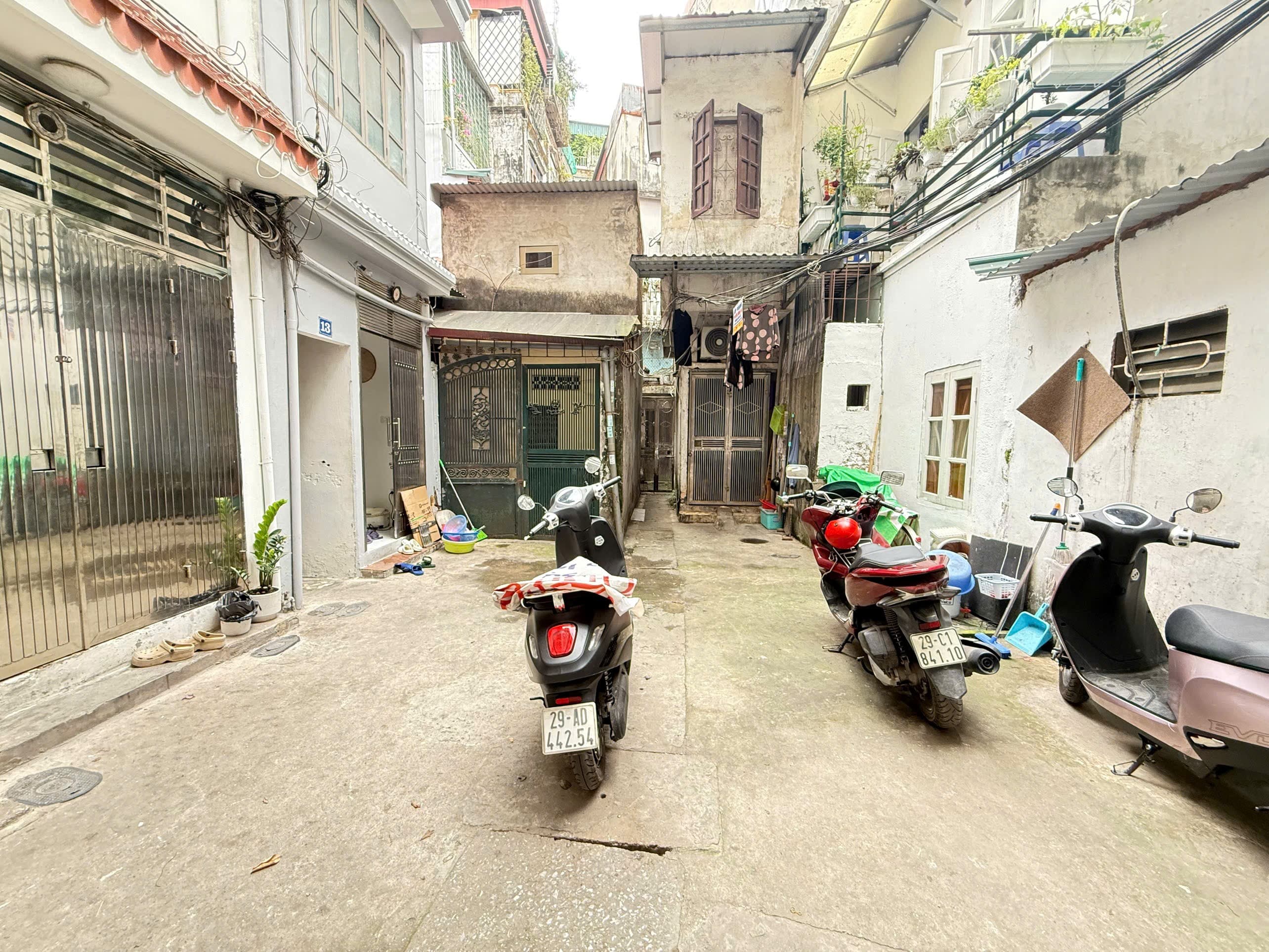 Nhà đất mặt phố, Ba Đình, Hà Nội - 50m² giá 15 tỷ