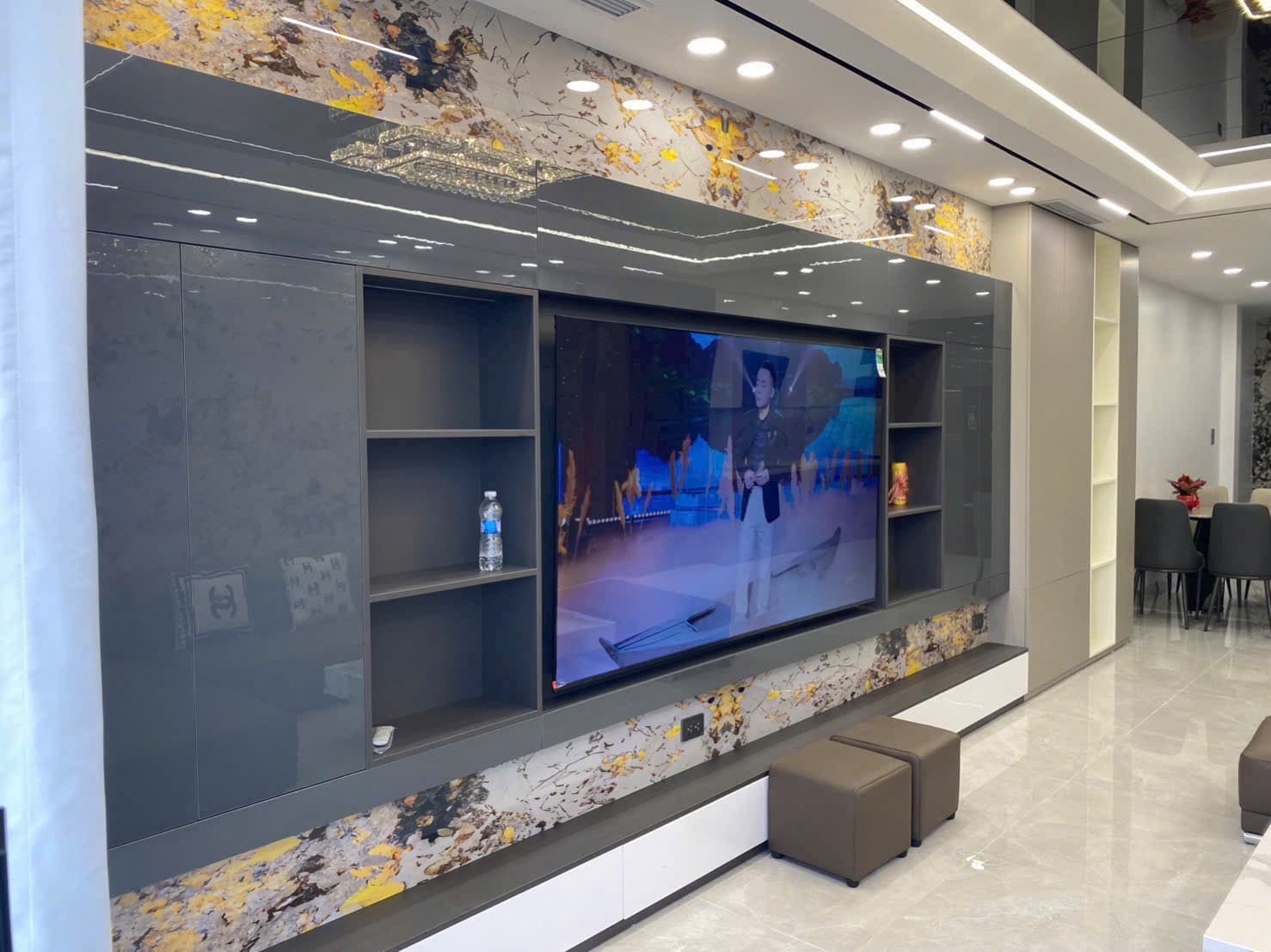 Nhà đất mặt phố, Long Biên, Hà Nội - 70m² giá 26.3 tỷ