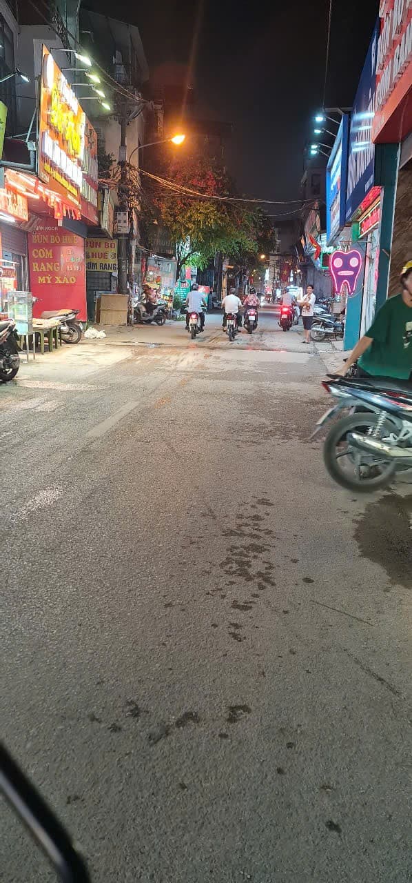 Nhà đất mặt phố, Bắc Từ Liêm, Hà Nội - 139m² giá 21.95 tỷ