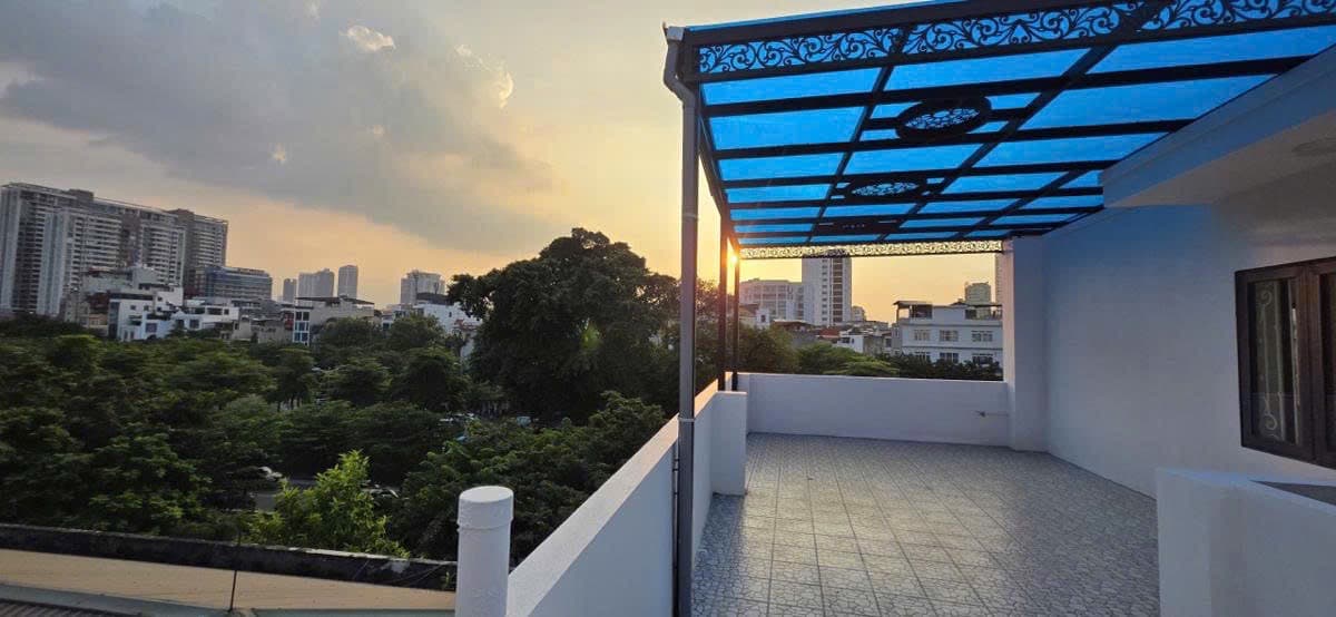 Nhà đất mặt phố, Cầu Giấy, Hà Nội - 64m² giá 17 tỷ