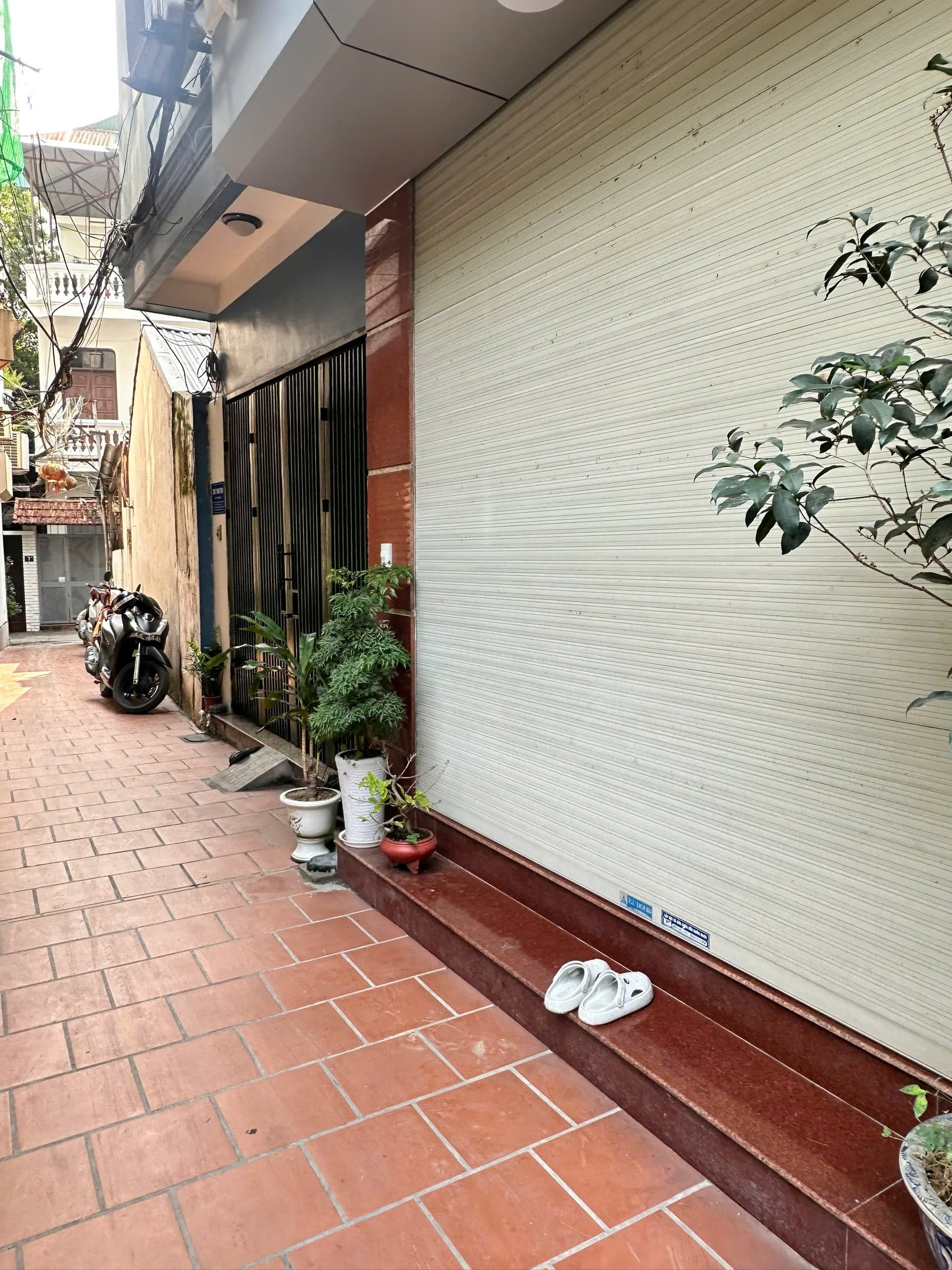 Nhà đất mặt phố, Tây Hồ, Hà Nội - 35m² giá 13.5 tỷ