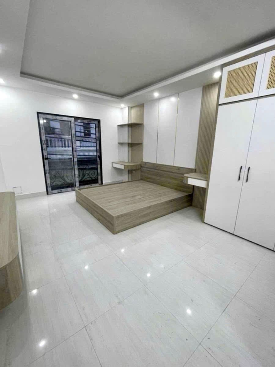 Nhà đất mặt phố, Hoàng Mai, Hà Nội - 30m² giá 9.5 tỷ