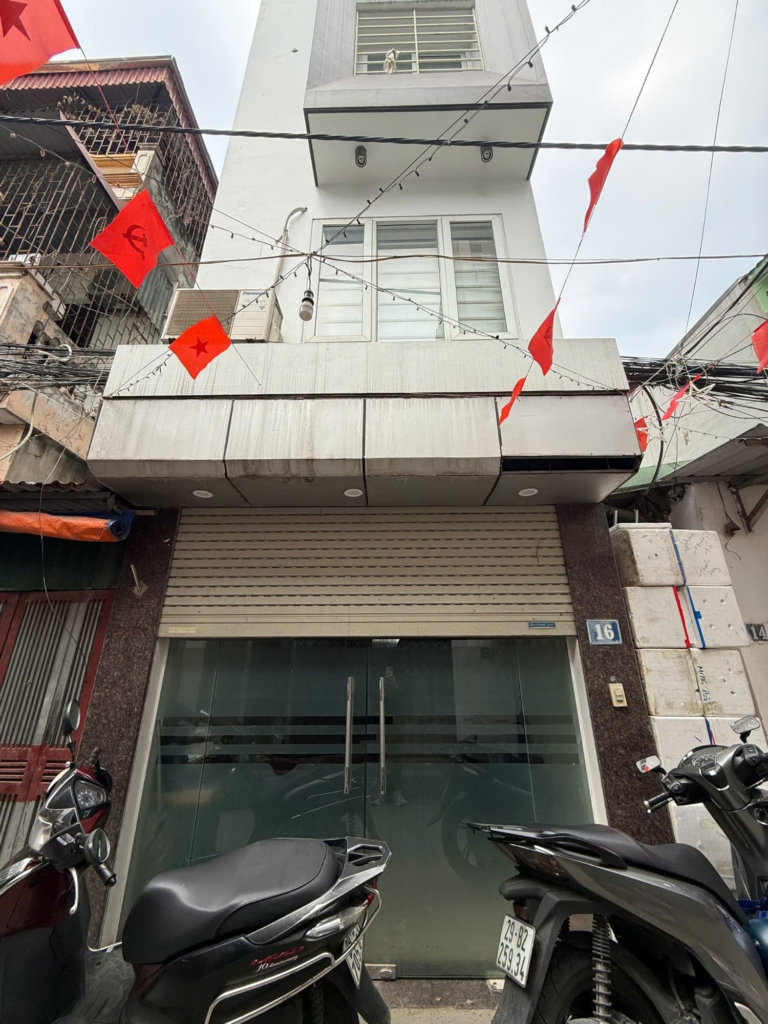 Nhà đất mặt phố, Nam Từ Liêm, Hà Nội - 45m² giá 12.3 tỷ