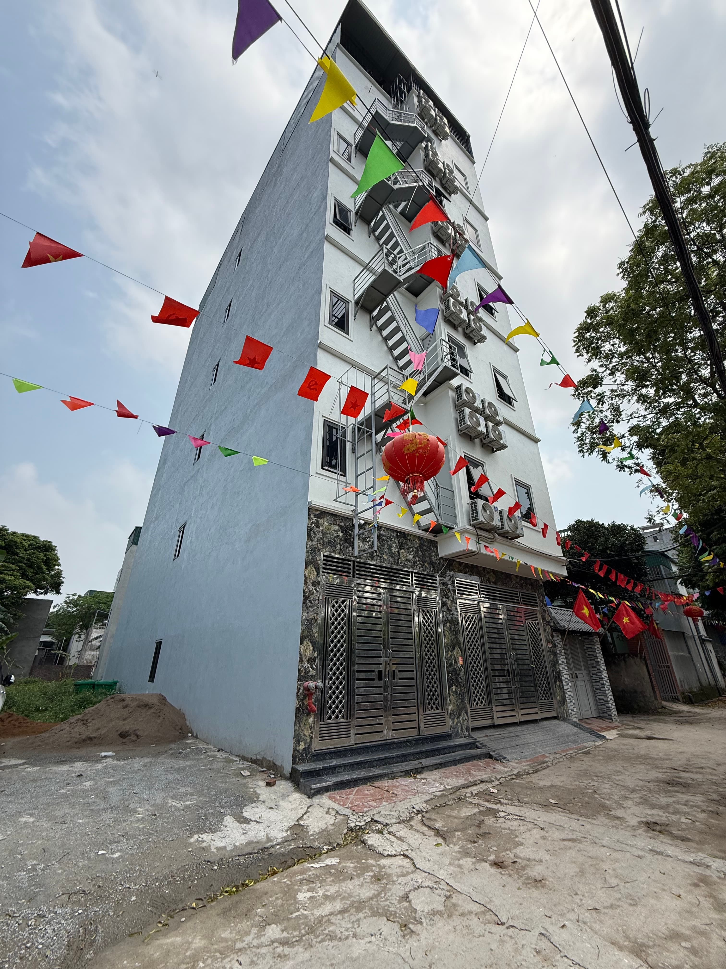 Nhà đất mặt phố, Chương Mỹ, Hà Nội - 161m² giá 20 tỷ