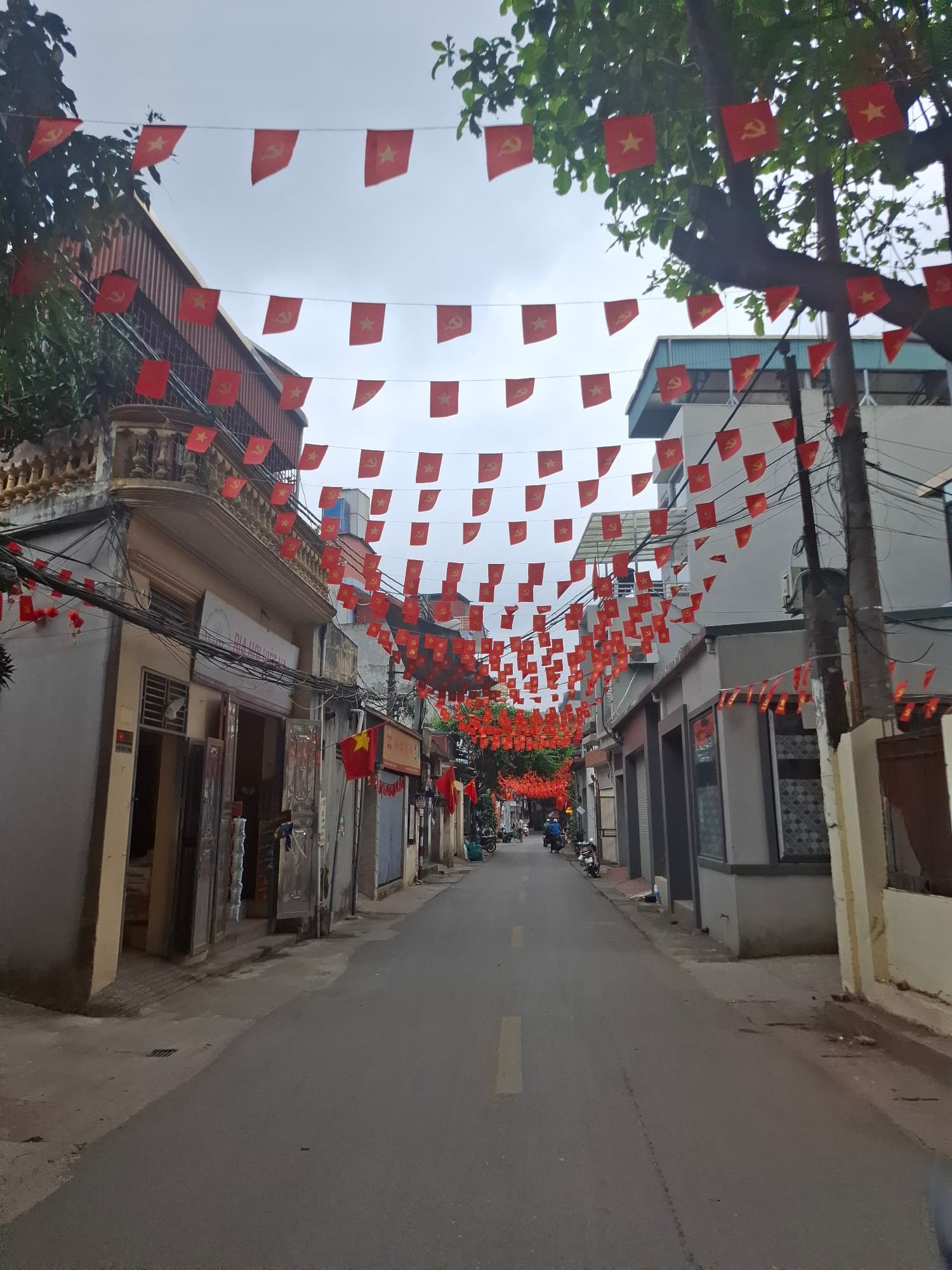 Nhà đất mặt phố, Hoàng Mai, Hà Nội - 120.5m² giá 14.95 tỷ