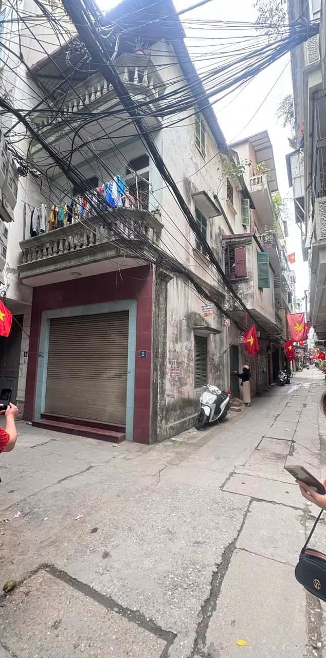 Nhà đất mặt phố, Hoàng Mai, Hà Nội - 39.5m² giá 14.1 tỷ